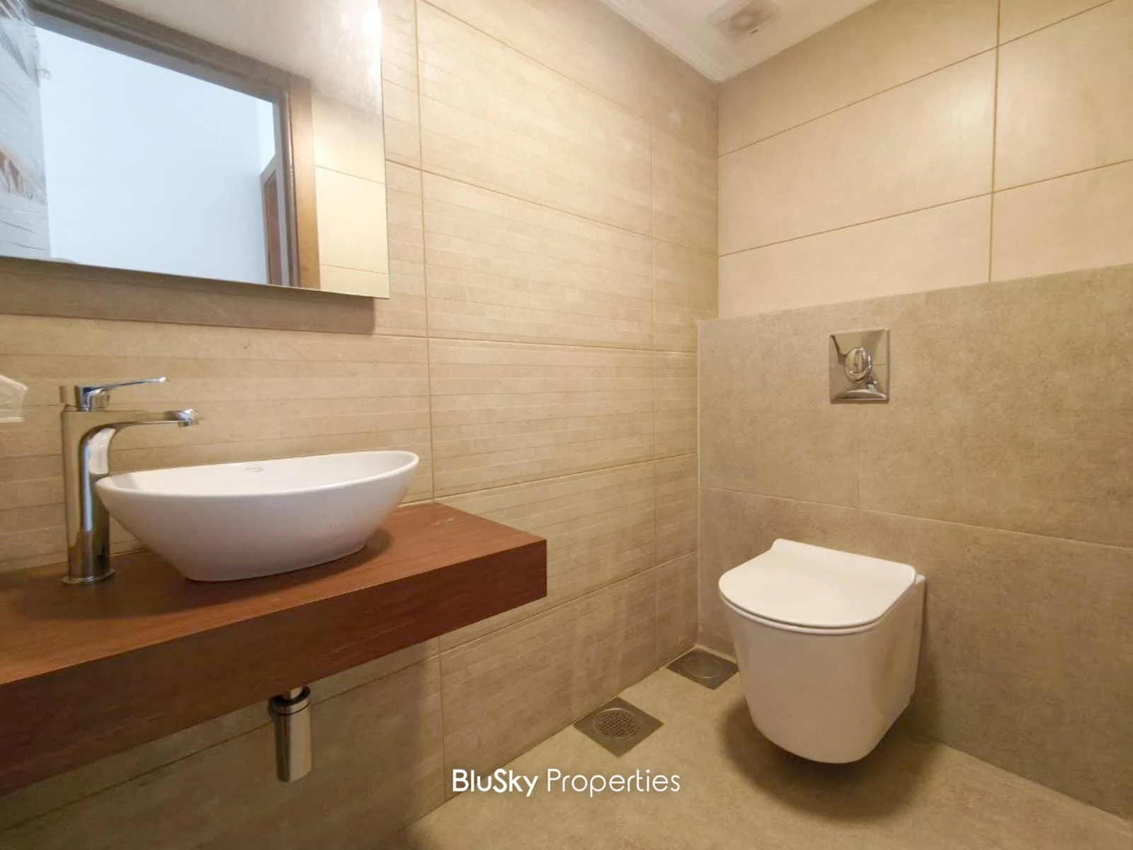 Apartment 145m² with Sea View for Sale in Haret Sakher — الصورة 5