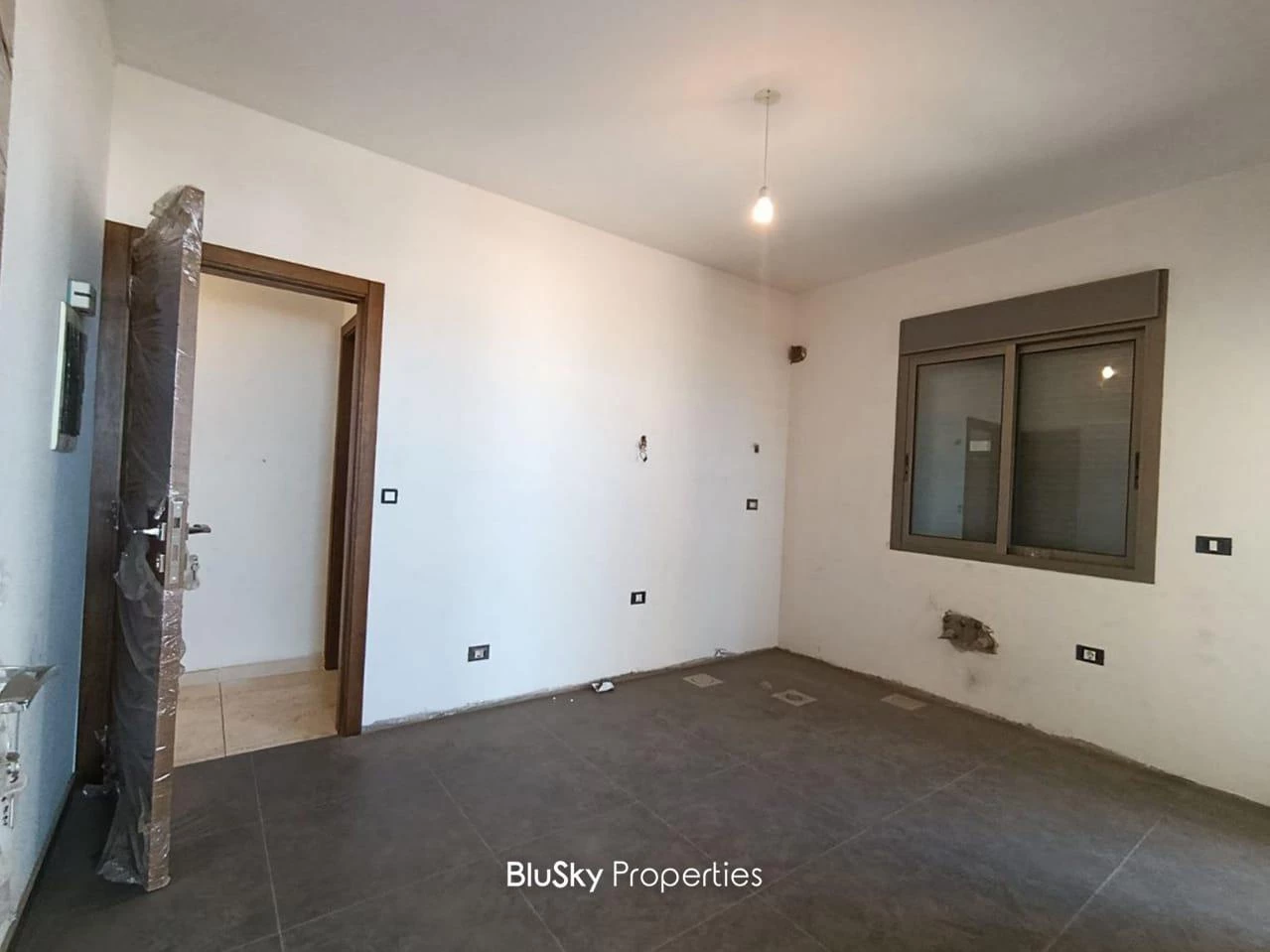 Apartment 155m² Sea View for Sale in Haret Sakher — الصورة 2