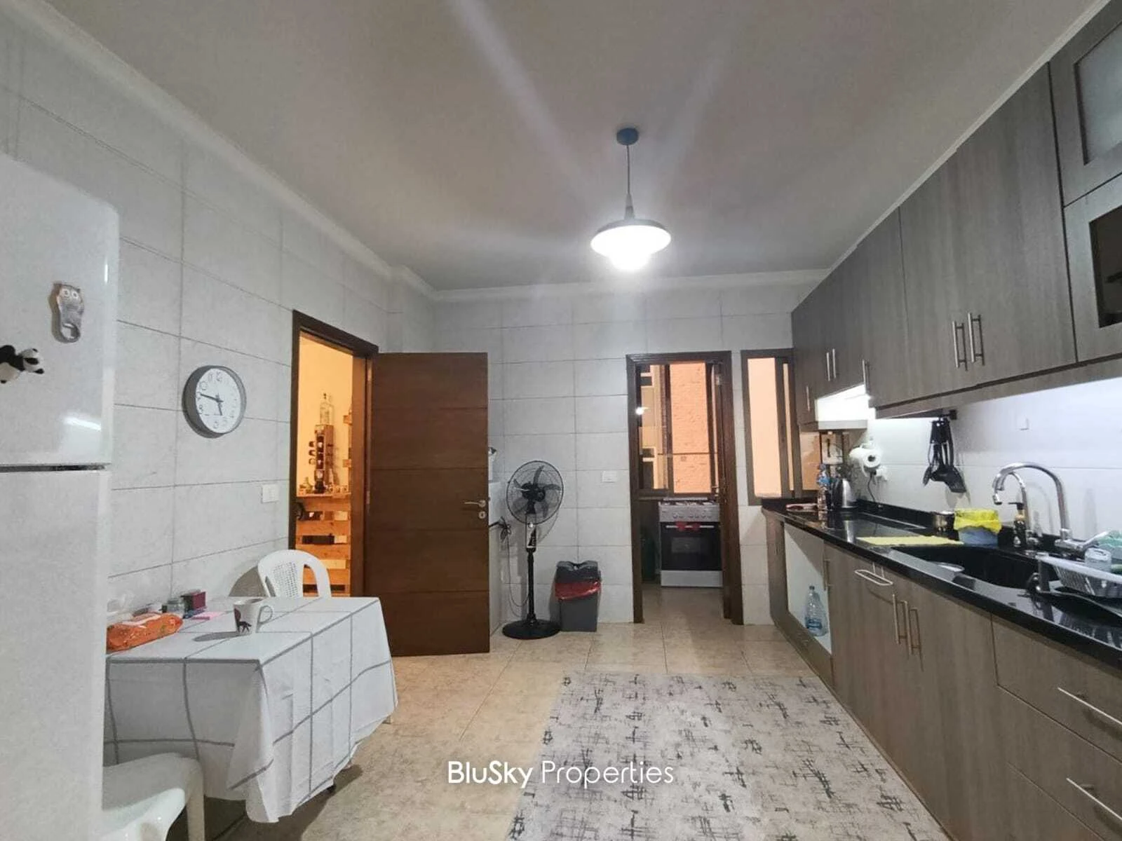 Apartment 170m² Sea View for Sale in Haret Sakher — photo 4