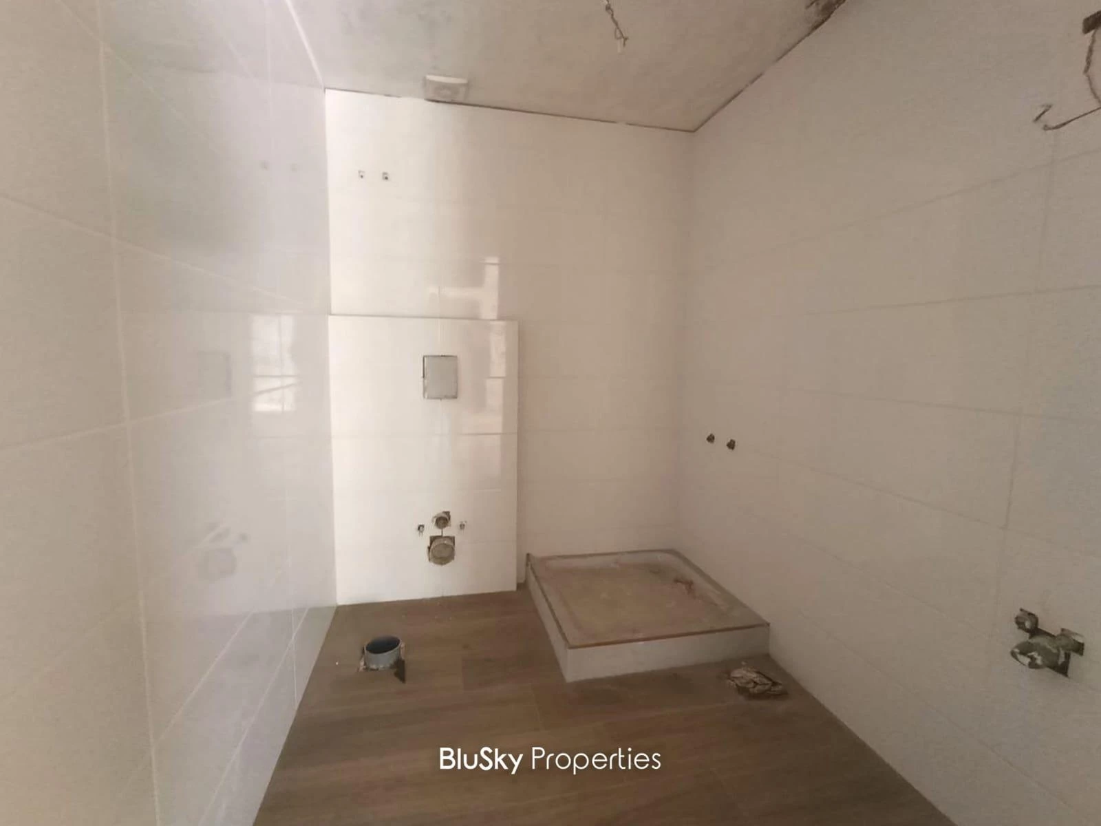 Apartment 171m² 3 Beds for Sale in Haret Sakher — photo 3
