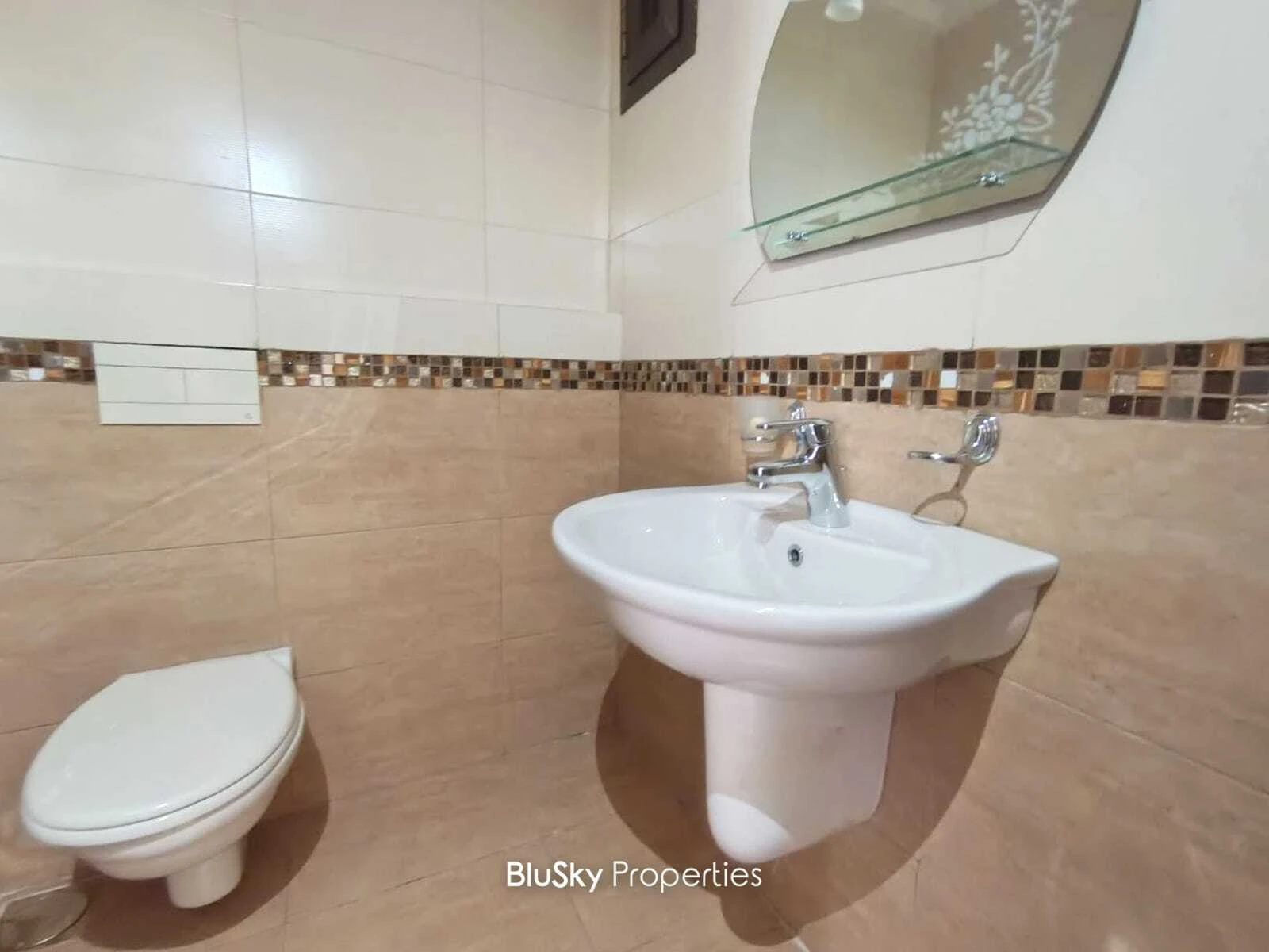 Apartment 200m² Sea View for Rent in Haret Sakher — الصورة 4