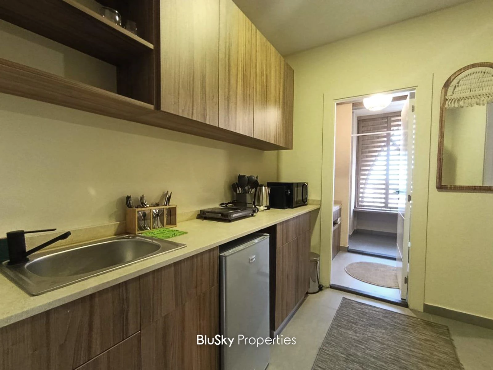 Chalet 60m² Mountain View for Rent in Haret Sakher — الصورة 2