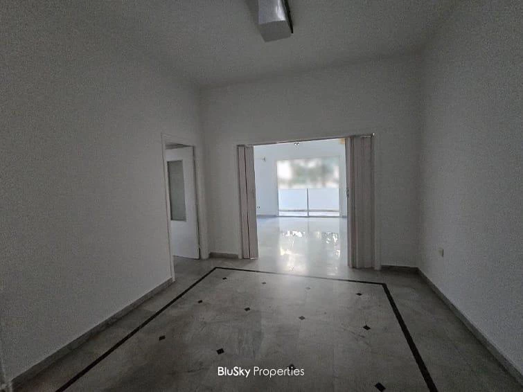 Office 170m² 4 Rooms for Rent in Horch Tabet