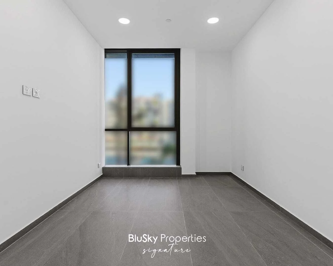 Office 220m² for Rent in Horch Tabet — الصورة 2