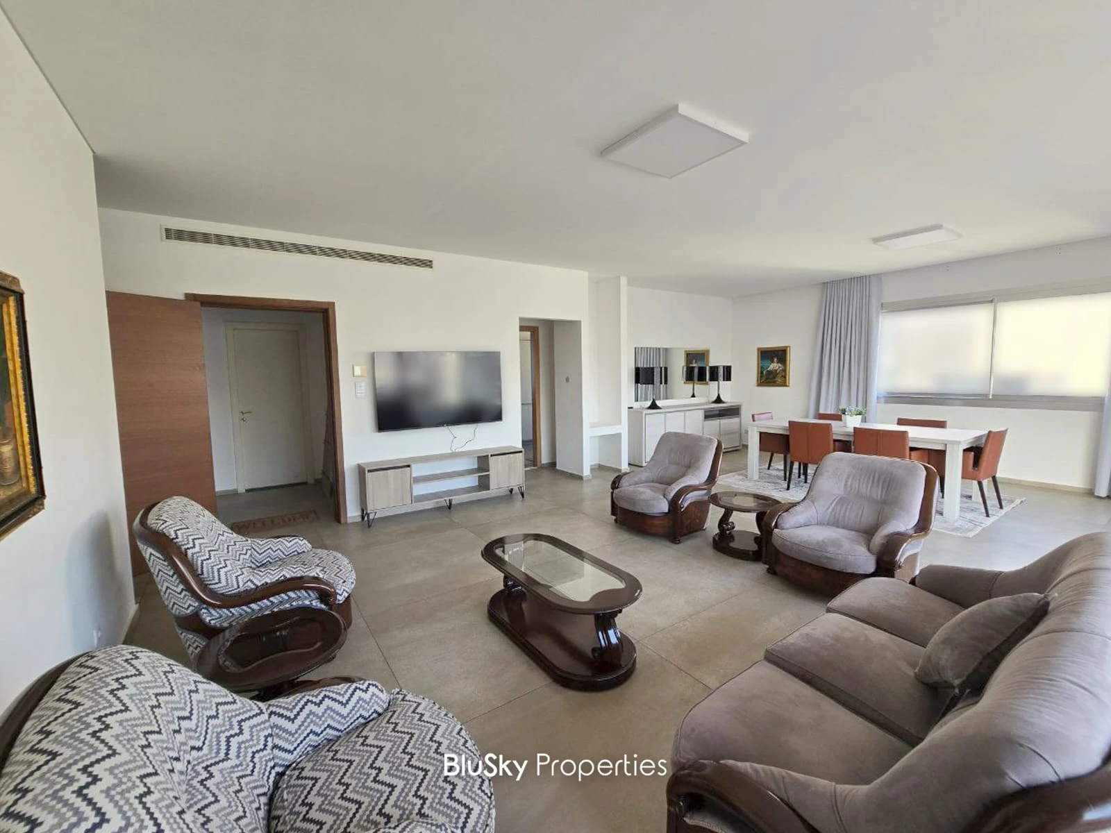 Apartment 240m² with City View for Rent in Horch Tabet — الصورة 2
