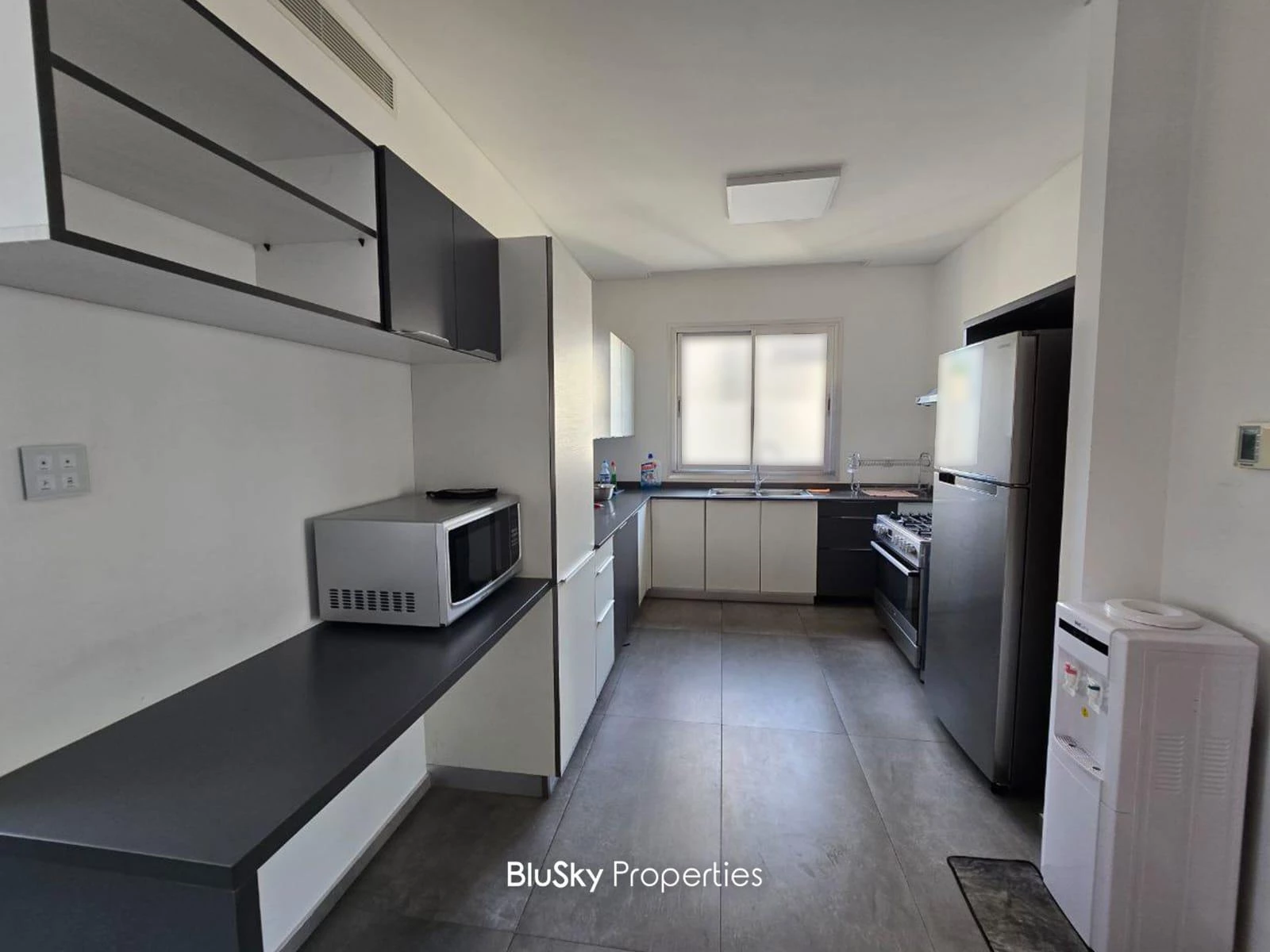 Apartment 240m² City View for Rent in Horch Tabet — الصورة 4