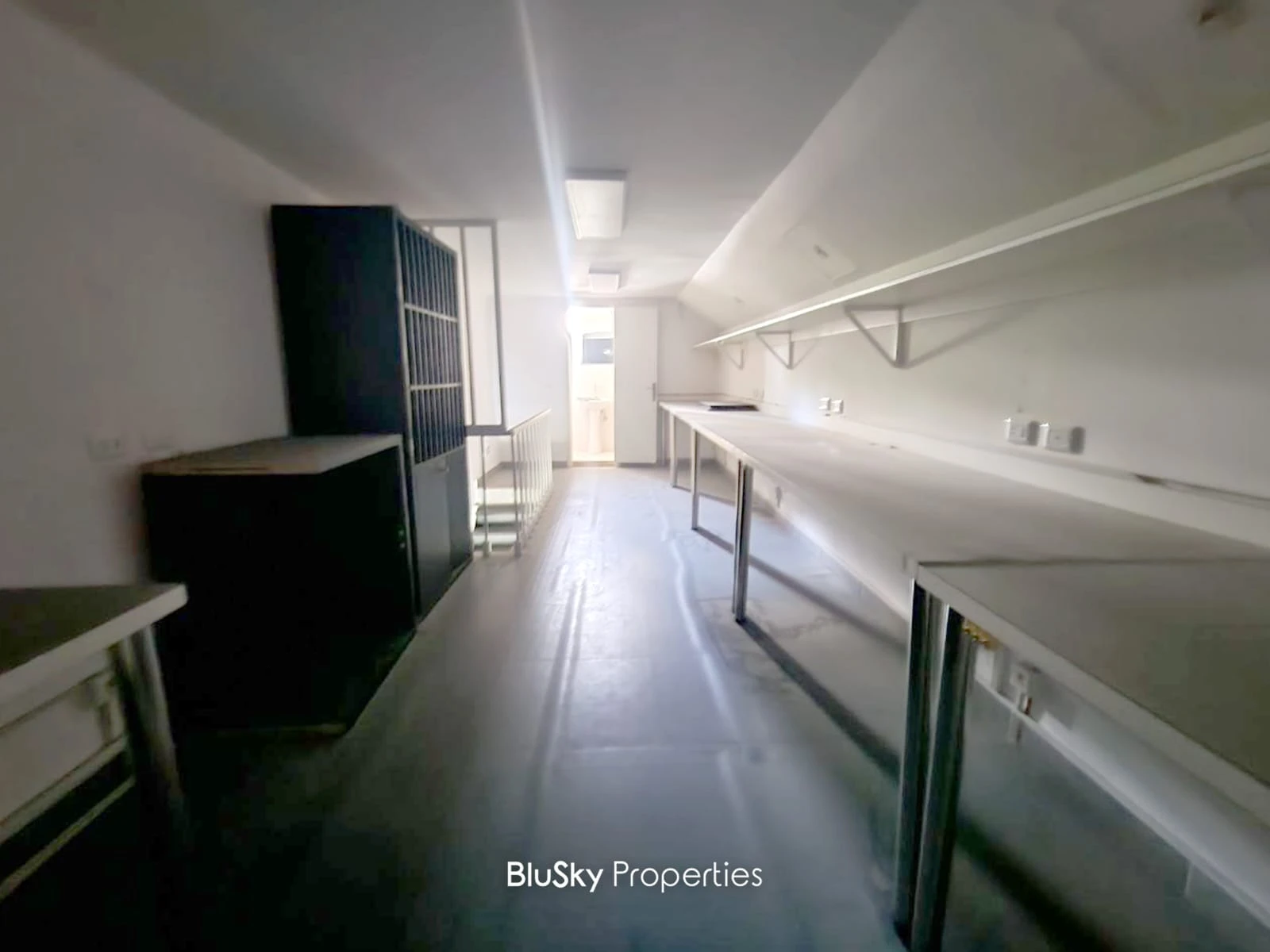 Shop 85m² for Rent in Horch Tabet — الصورة 3