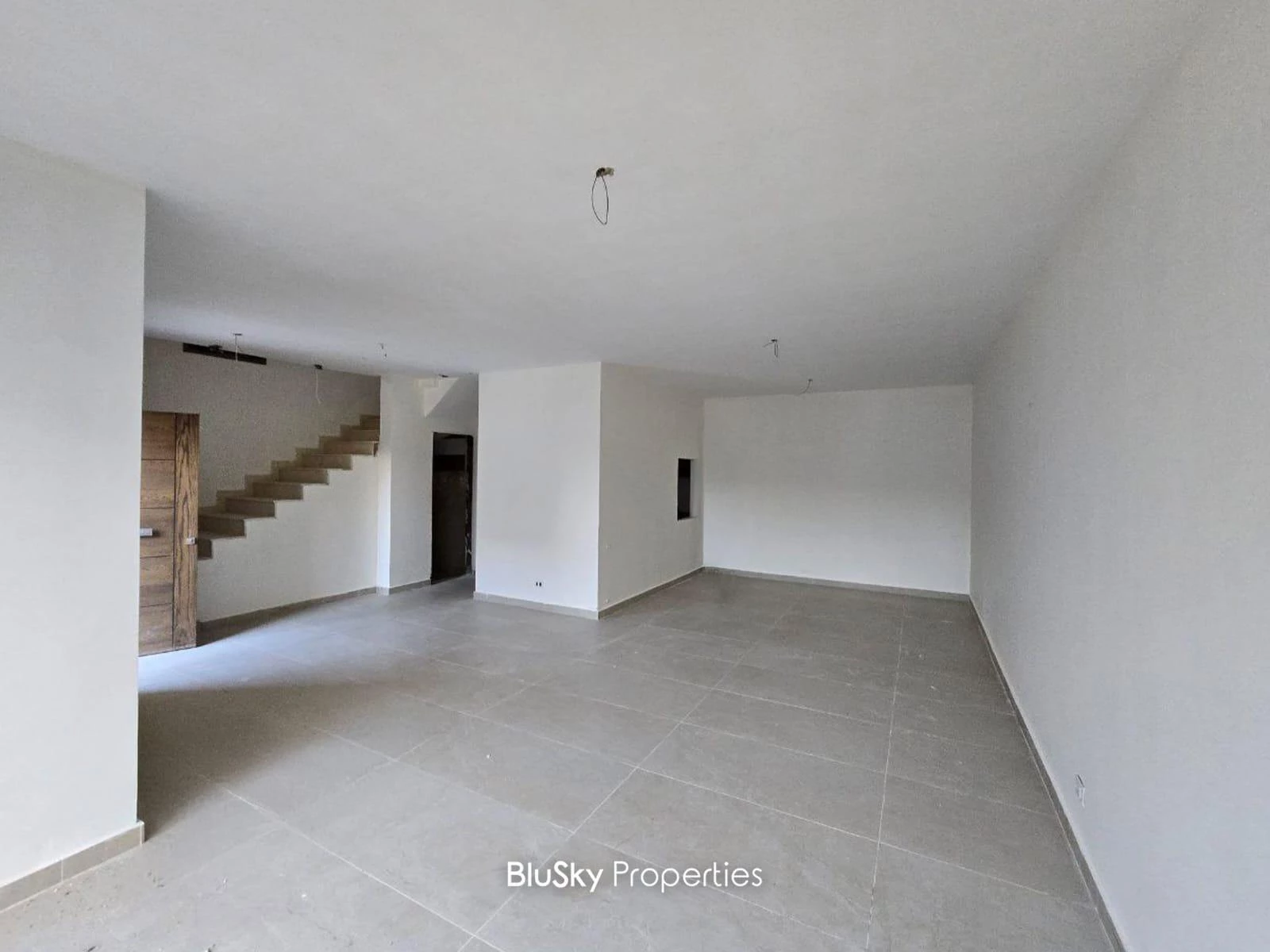 Duplex 165m² Terrace for Sale in Jamhour — photo 3