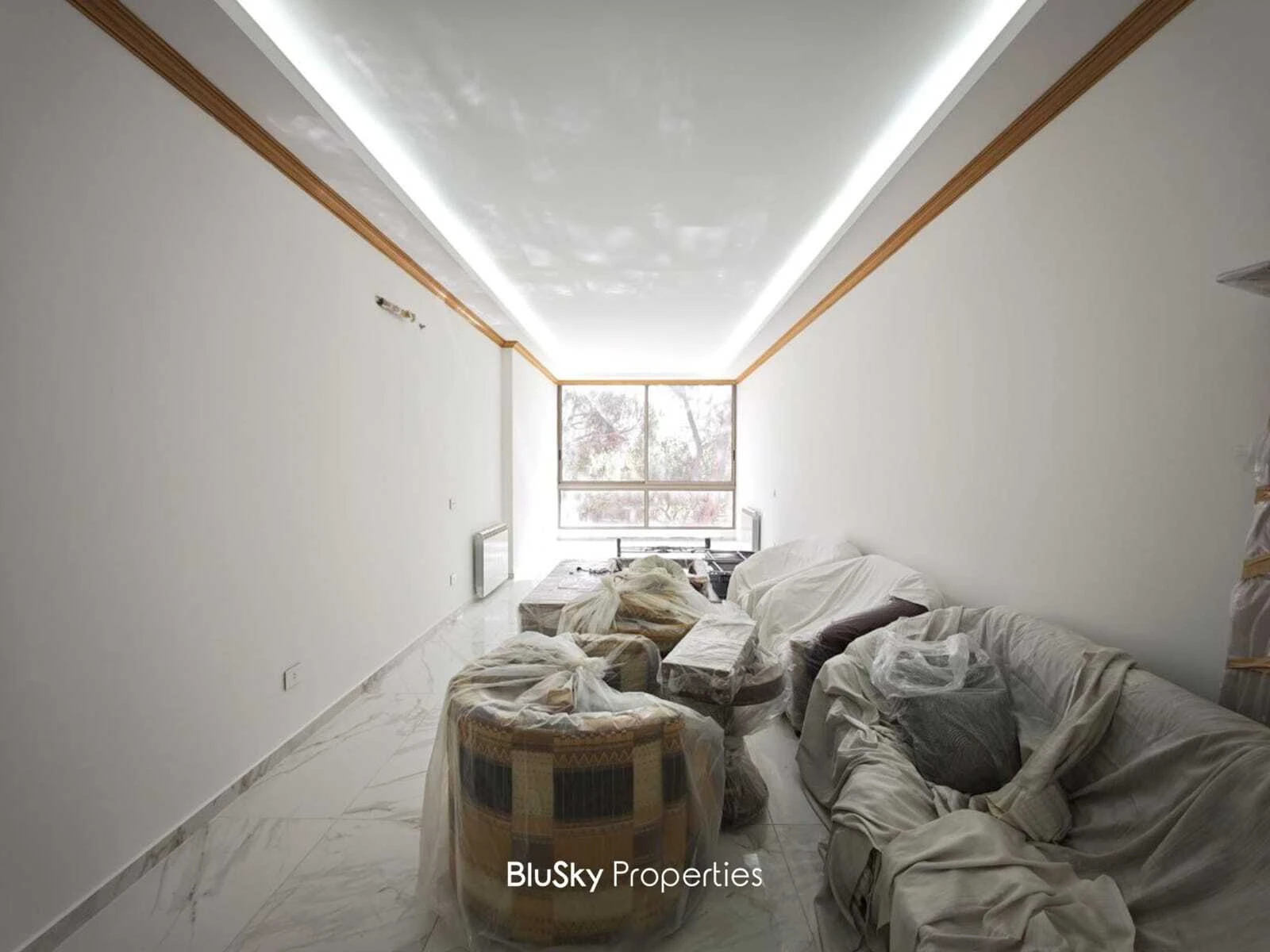Apartment 145m² for Sale or Rent in Jouret El Ballout