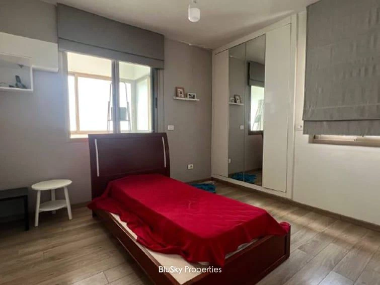 Apartment 180m² Balcony for Sale in Jouret El Ballout — الصورة 3