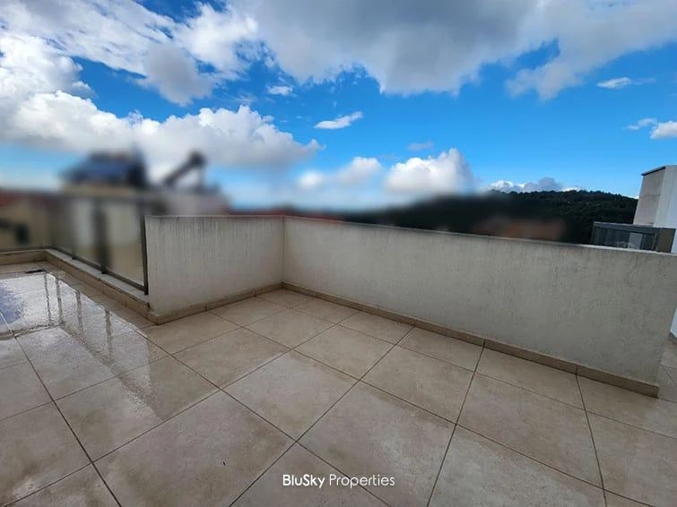 Duplex 240m² Balcony for Sale in Jouret El Ballout — photo 2