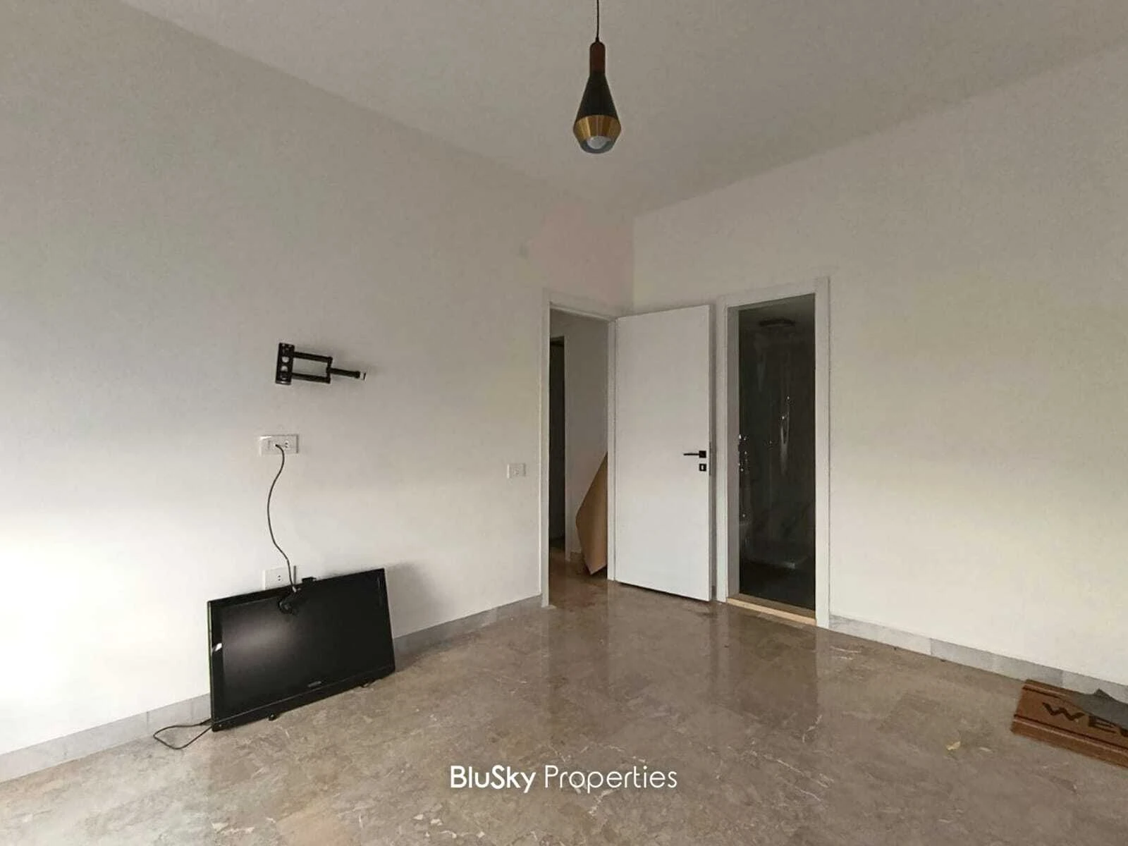 Apartment 200m² City View for Rent or SALE In Jbeil — photo 3