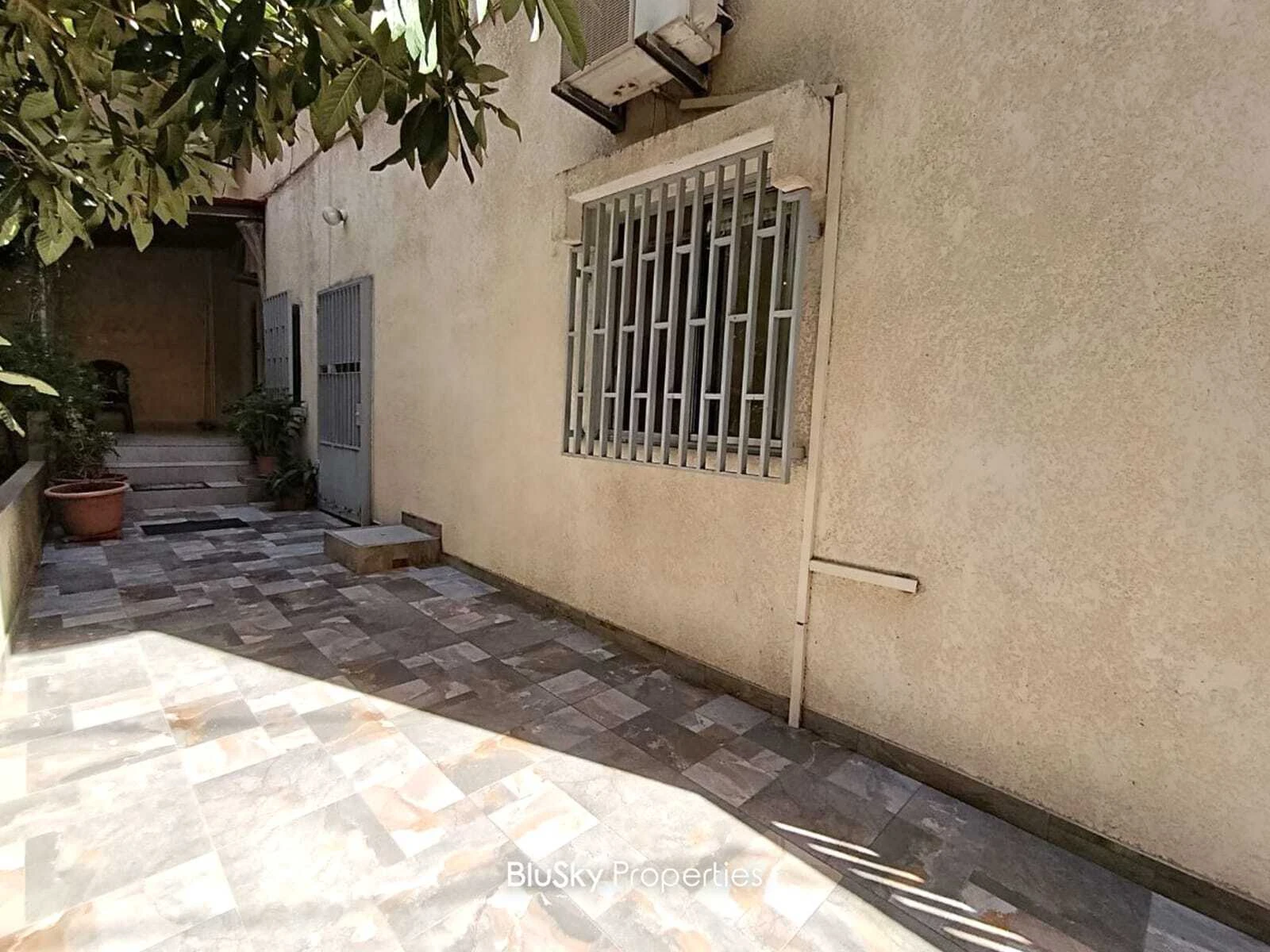 Apartment 75m² Terrace for Sale in Jbeil — الصورة 3