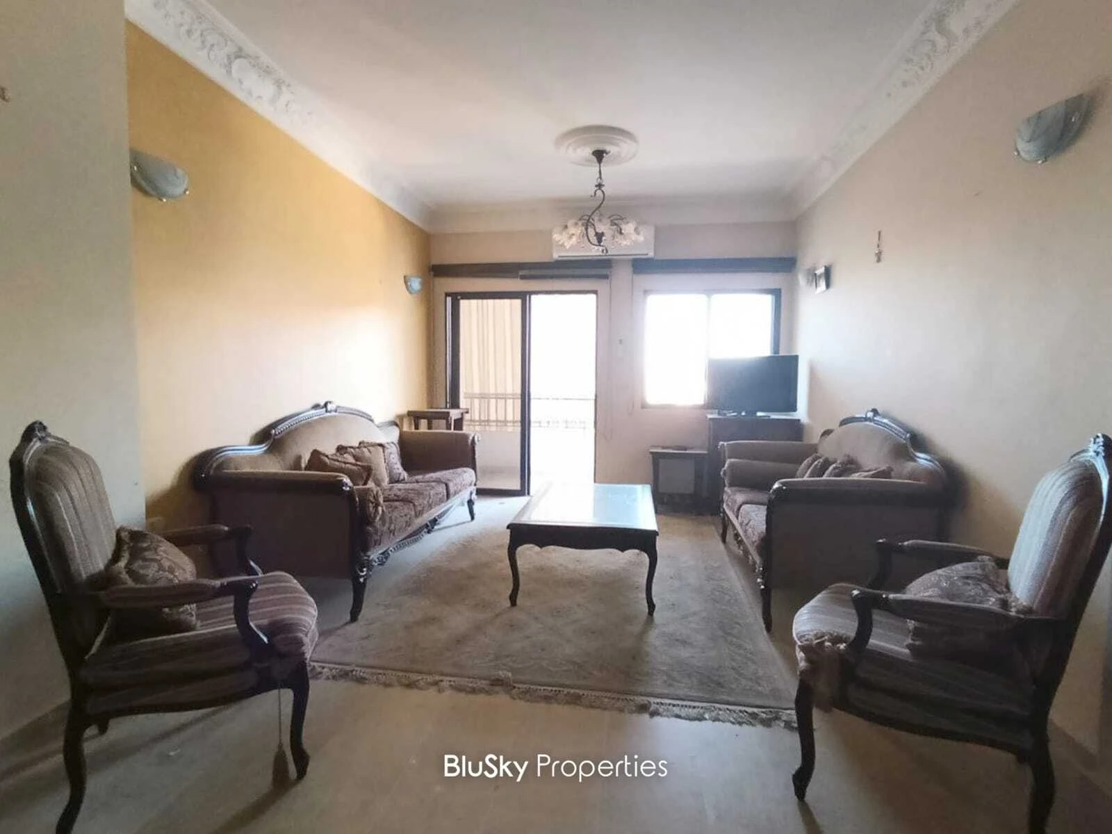 Apartment 90m² City View for Sale in Jbeil — photo 1