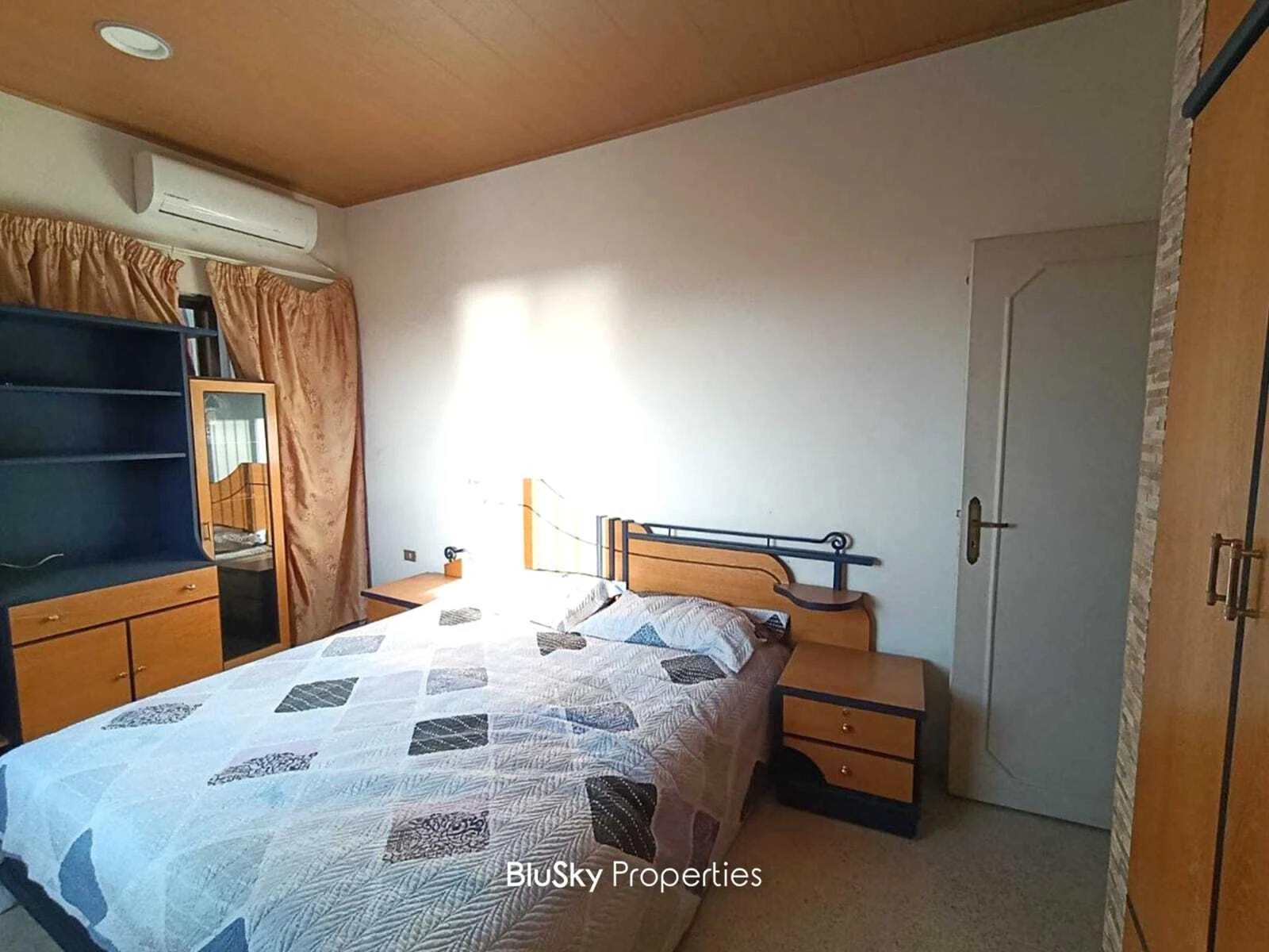 Apartment 90m² City View for Sale in Jbeil — photo 3