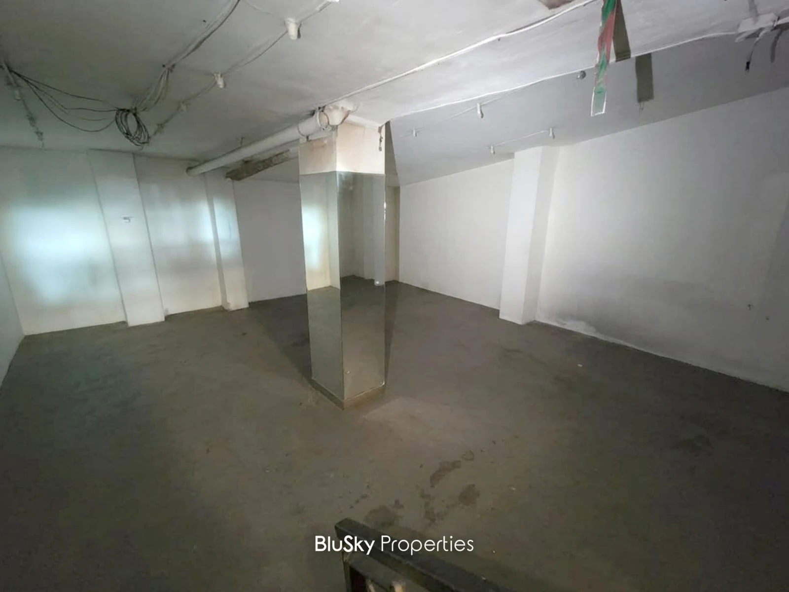 Shop 160m² for Rent in Jdeideh — الصورة 3