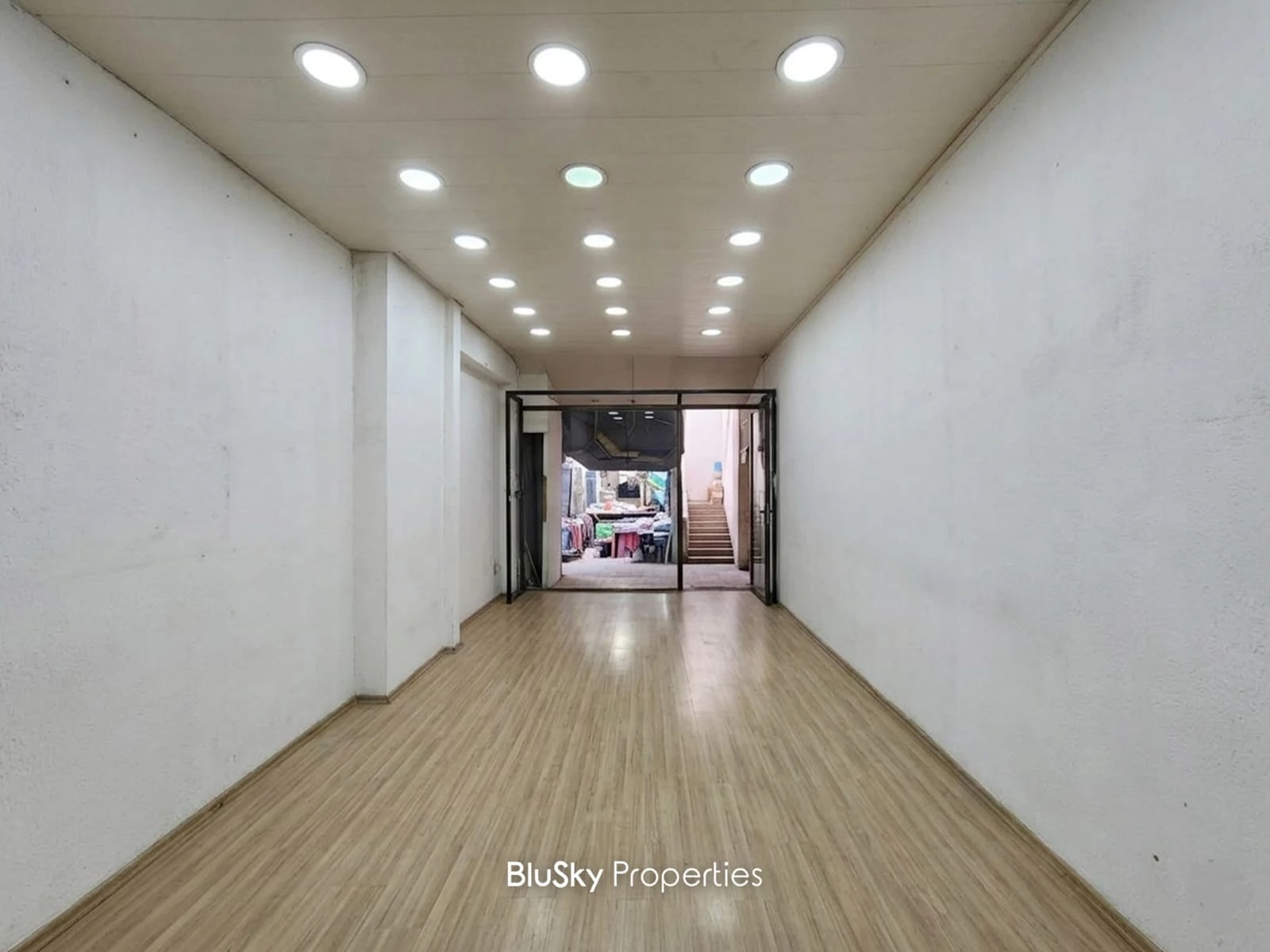 Shop 160m² for Sale in Jdeideh