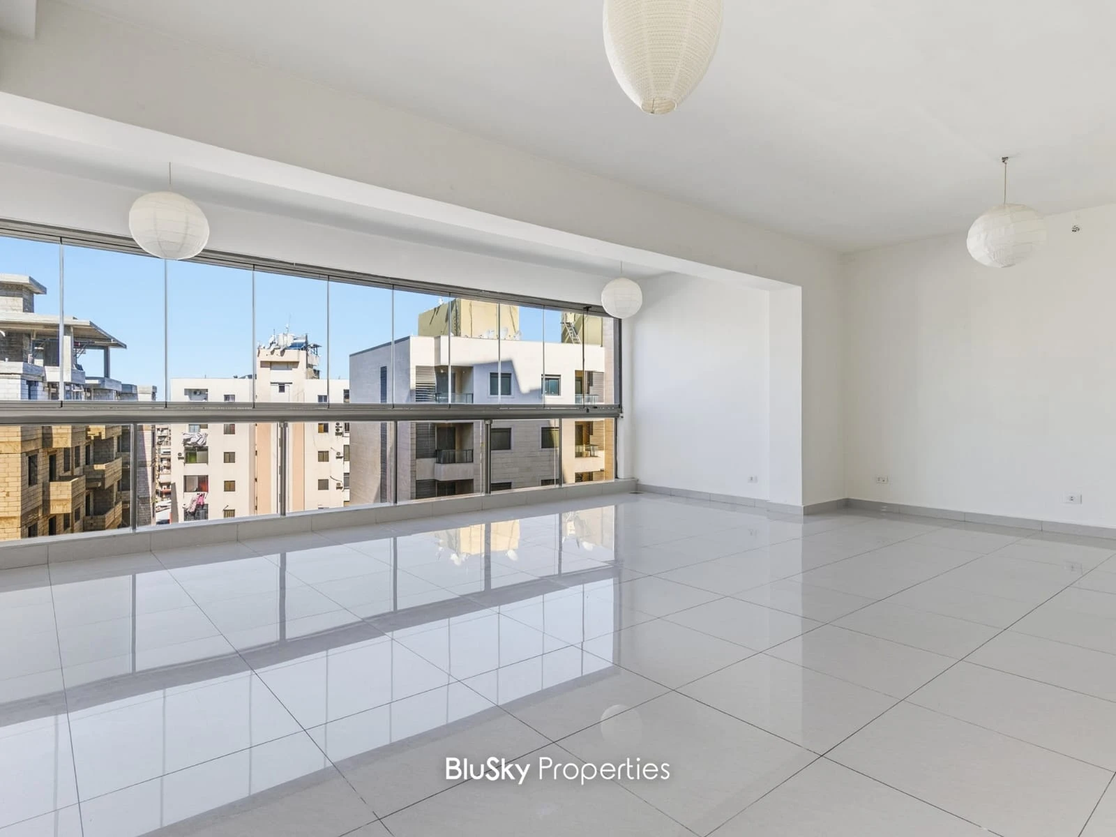 Apartment 166m² for Sale in Jdeideh