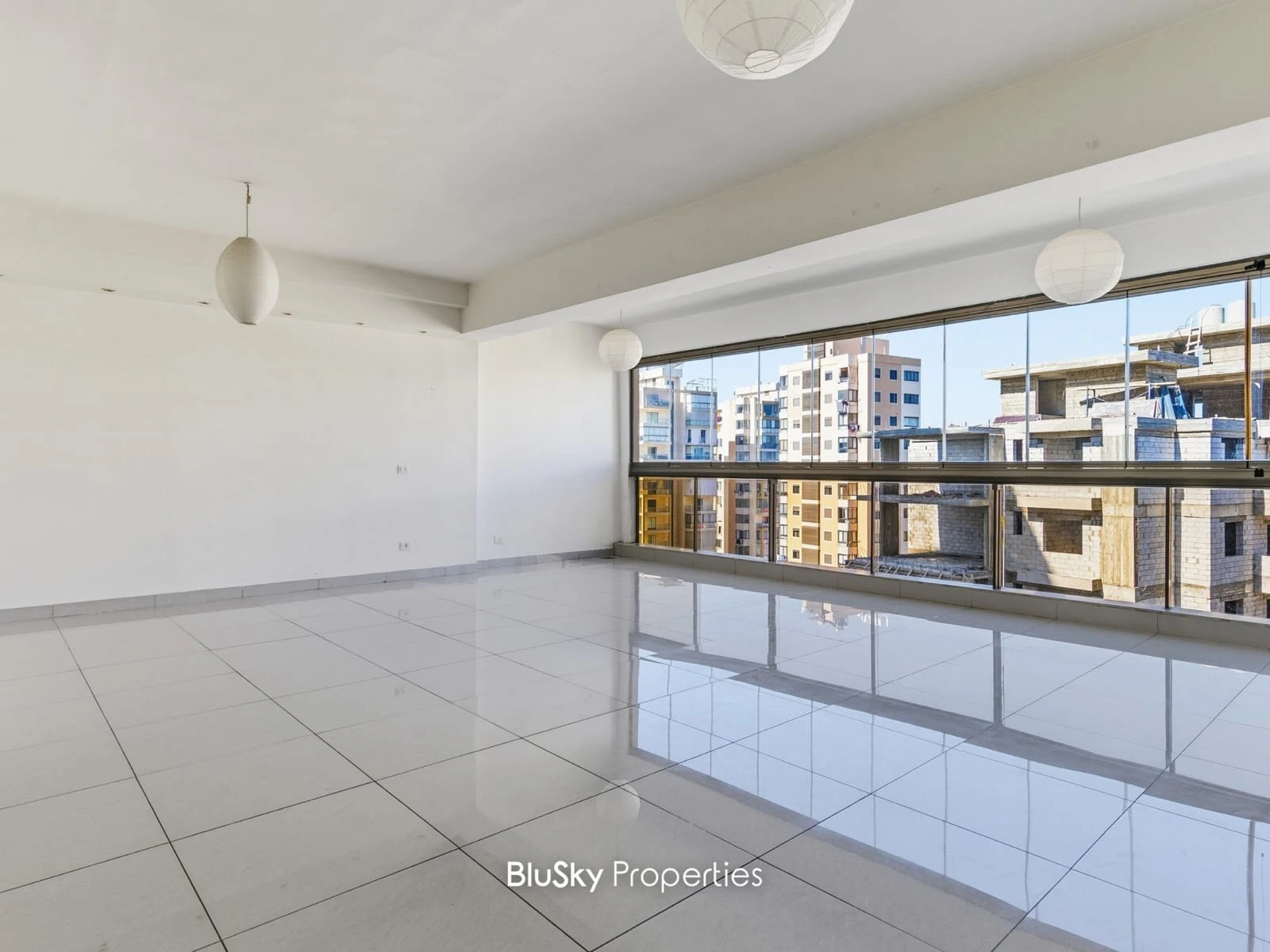 Apartment 166m² for Sale in Jdeideh — photo 3