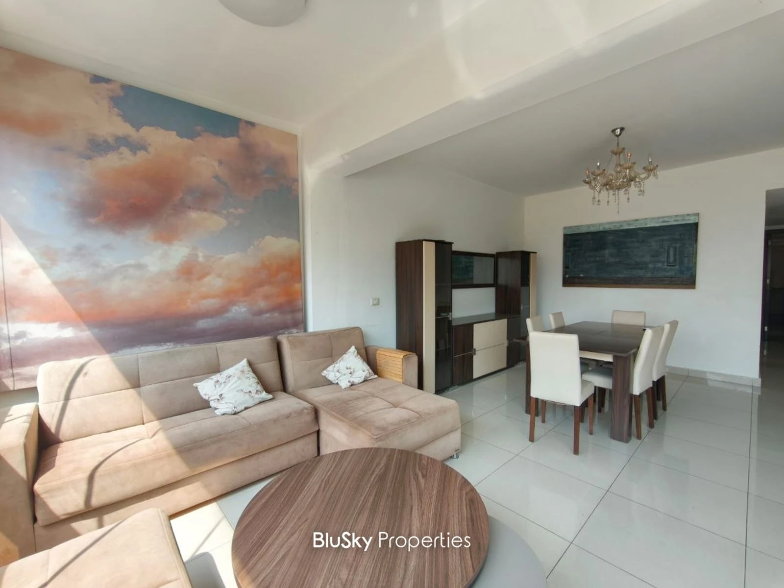 Apartment 169m² for Rent in Jdeideh — الصورة 3