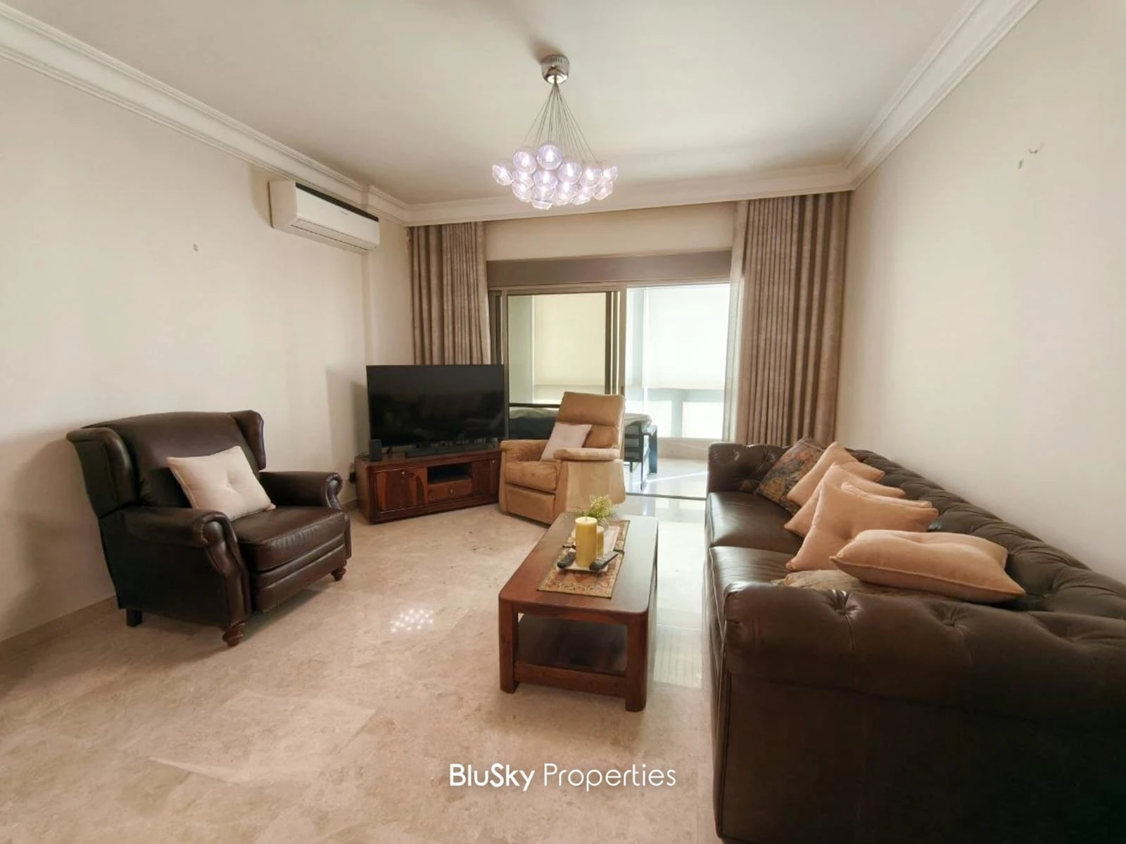 Apartment 170m² for Rent in Jdeideh — الصورة 1