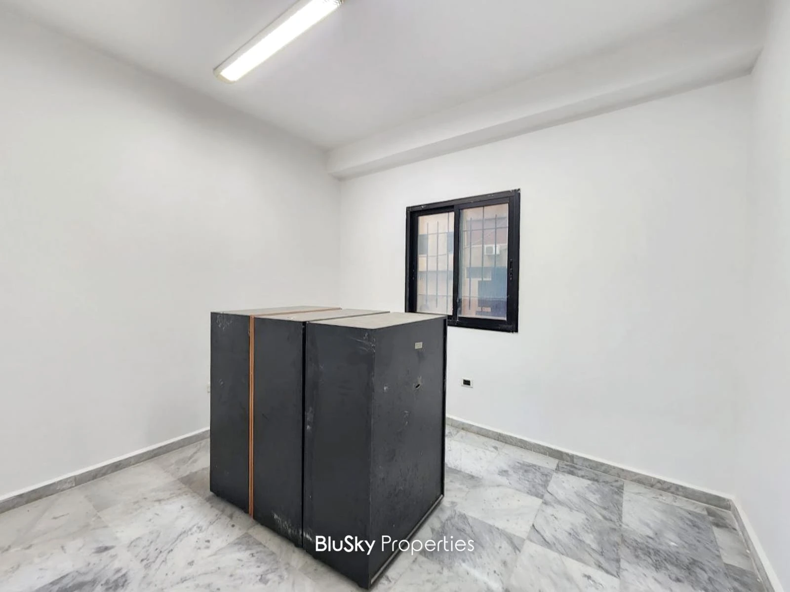 Office 65m² for Rent in Jdeideh — الصورة 4