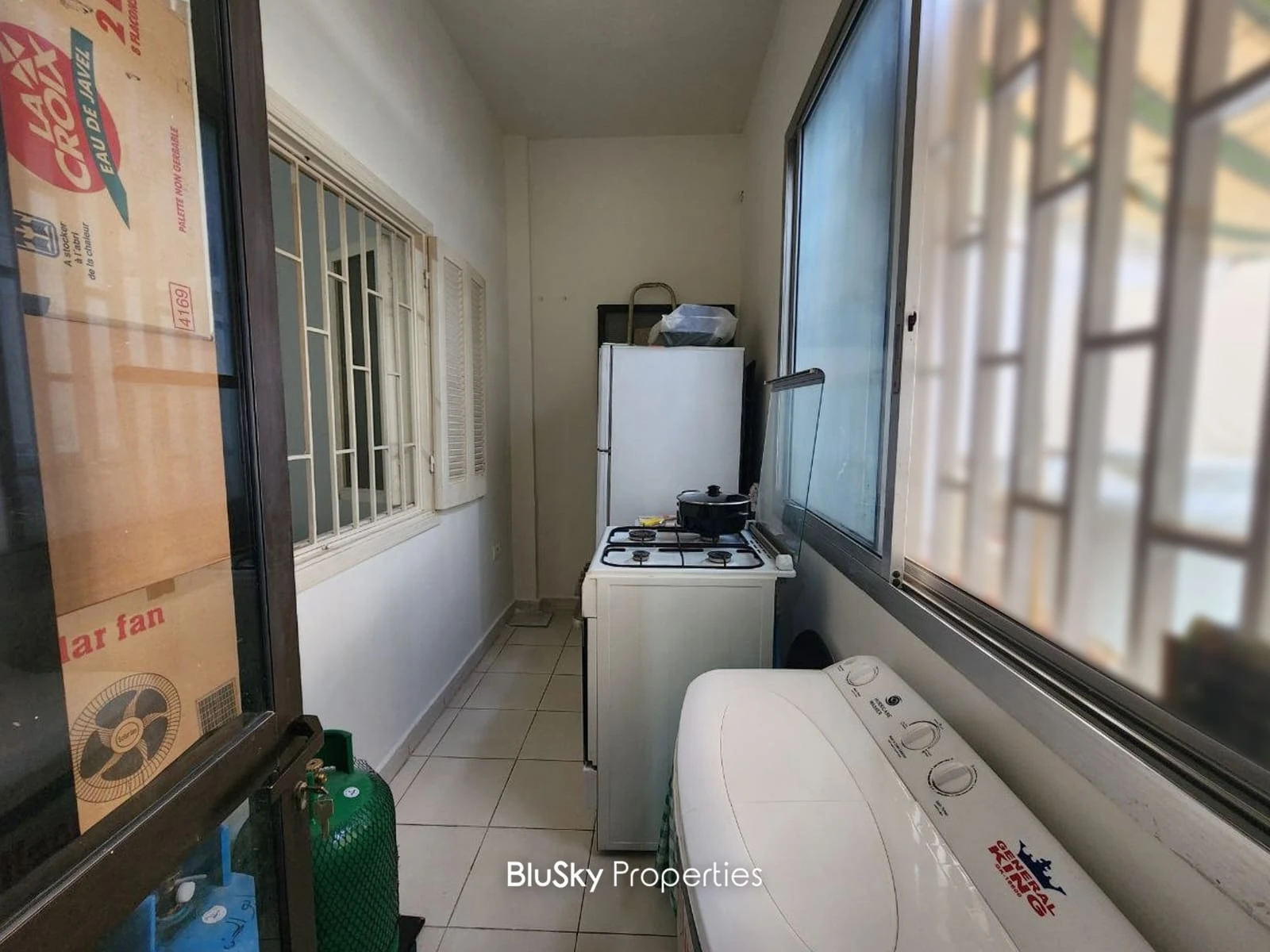 Apartment 95m² for Sale in Jdeideh — الصورة 4