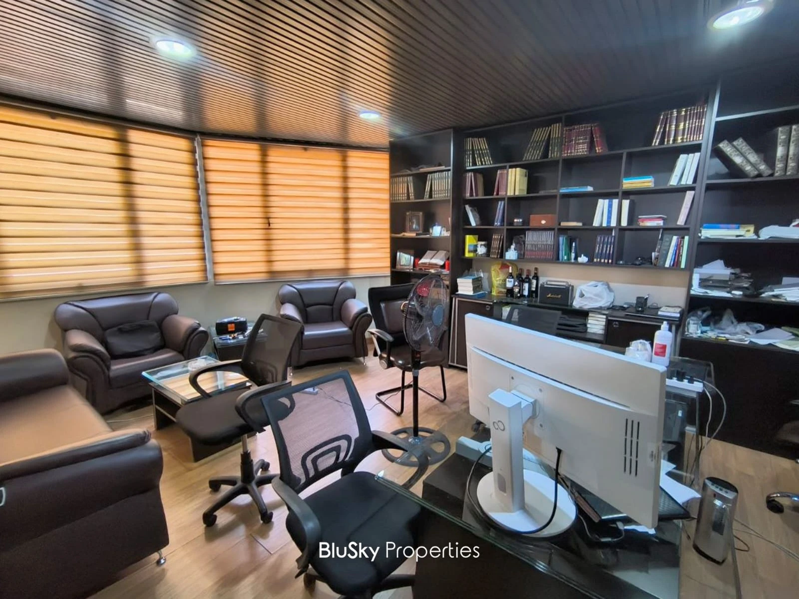 Office 120m² for Rent in Jal El Dib — photo 2