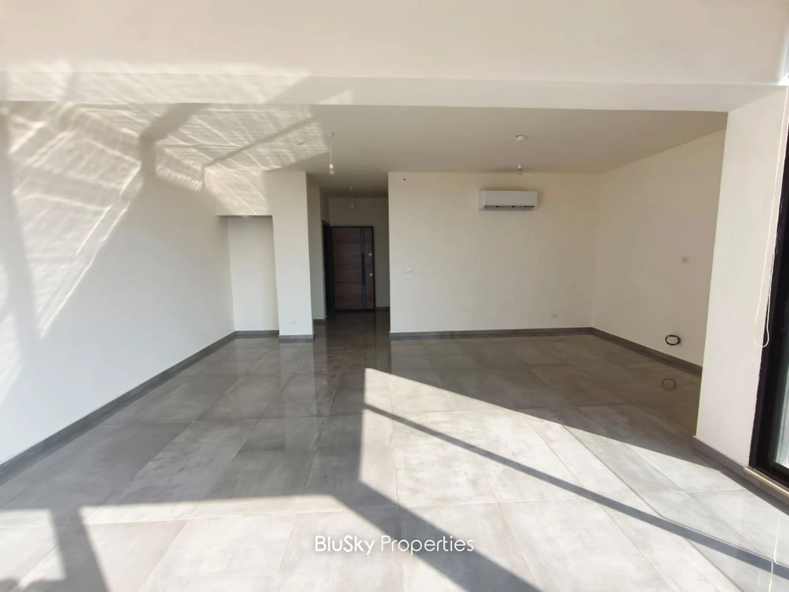 Apartment 150m² with Sea View for Rent in Jal El Dib — الصورة 2