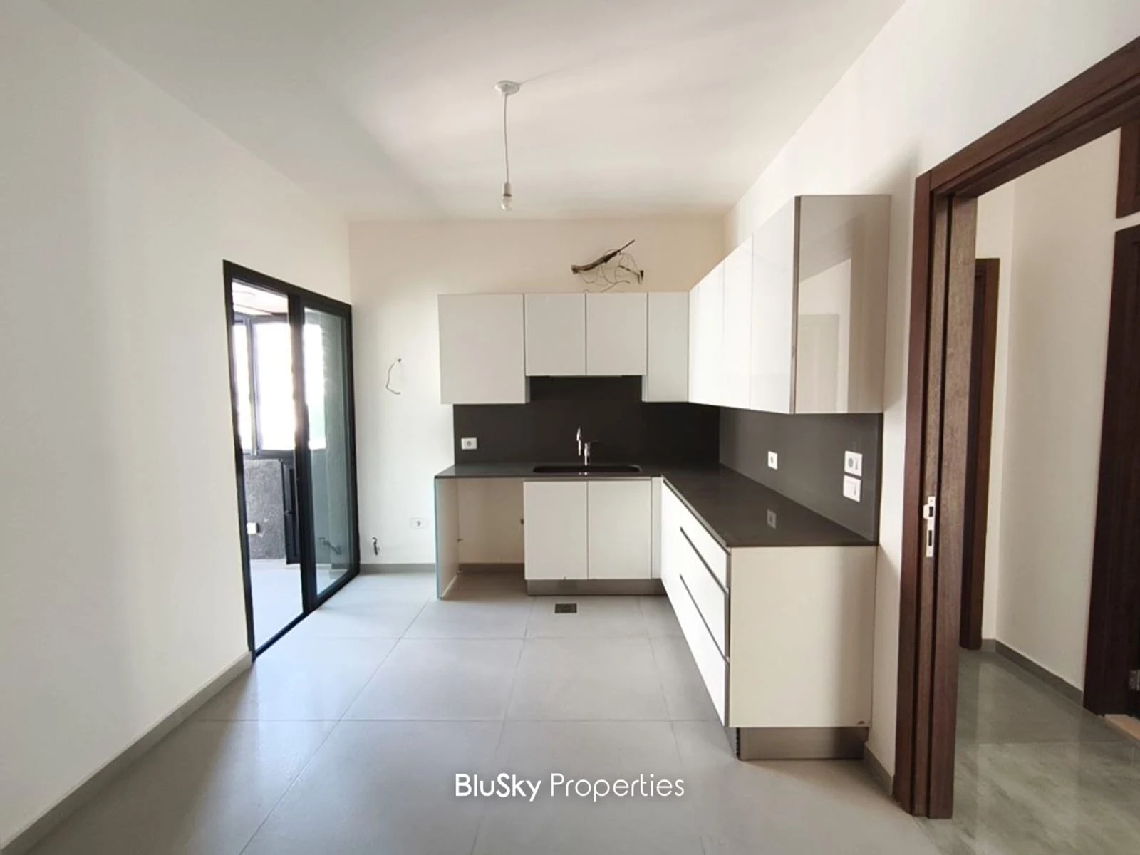 Apartment 150m² with Sea View for Rent in Jal El Dib — الصورة 3