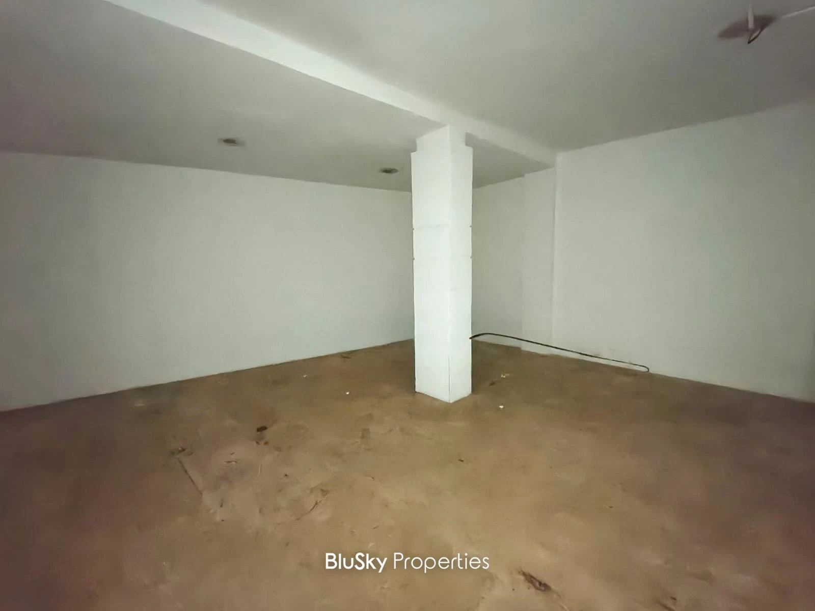 Shop 175m² for Rent in Jal El Dib — photo 4
