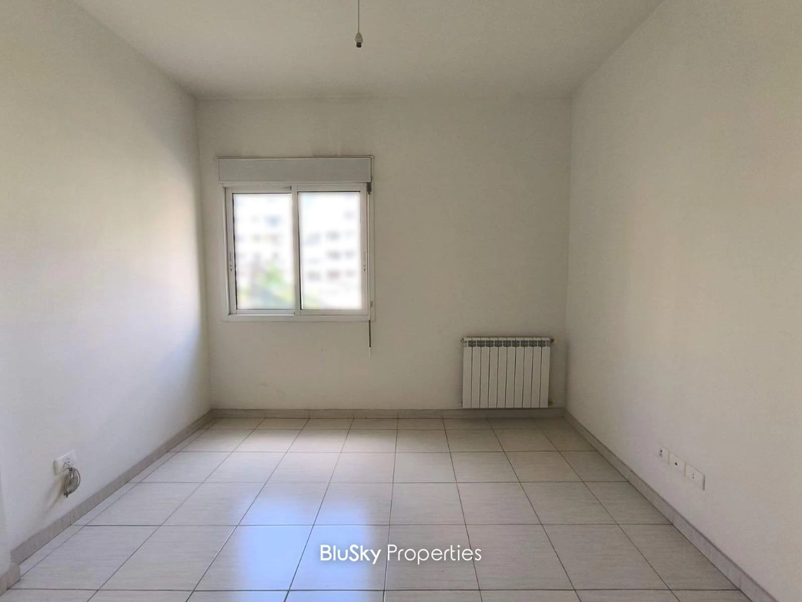 Apartment 194m² Balcony for Sale in Jal El Dib — photo 4