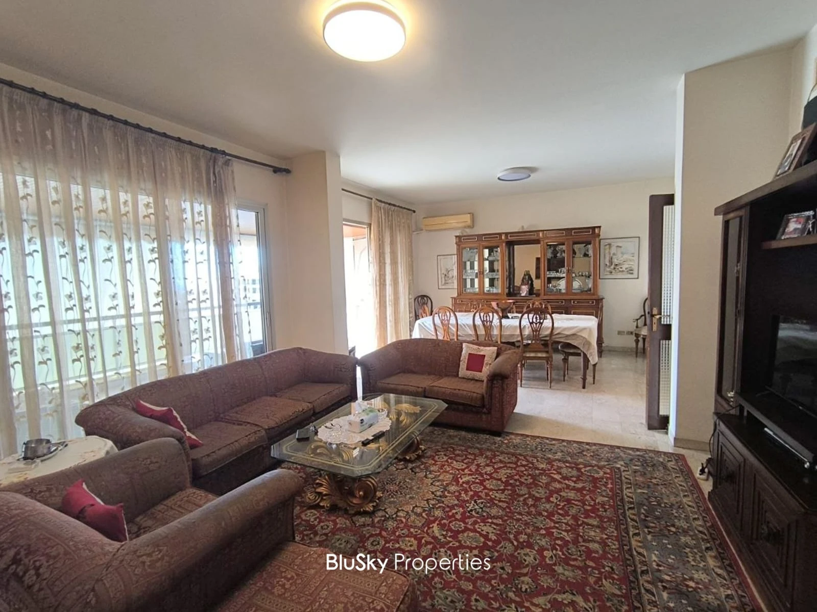 Apartment 250m² for Sale in Jal El Dib