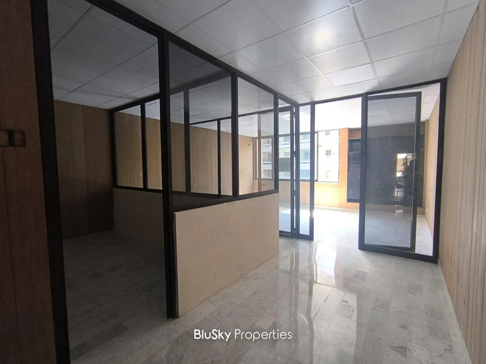 Office 70m² for Rent in Jal El Dib — الصورة 1