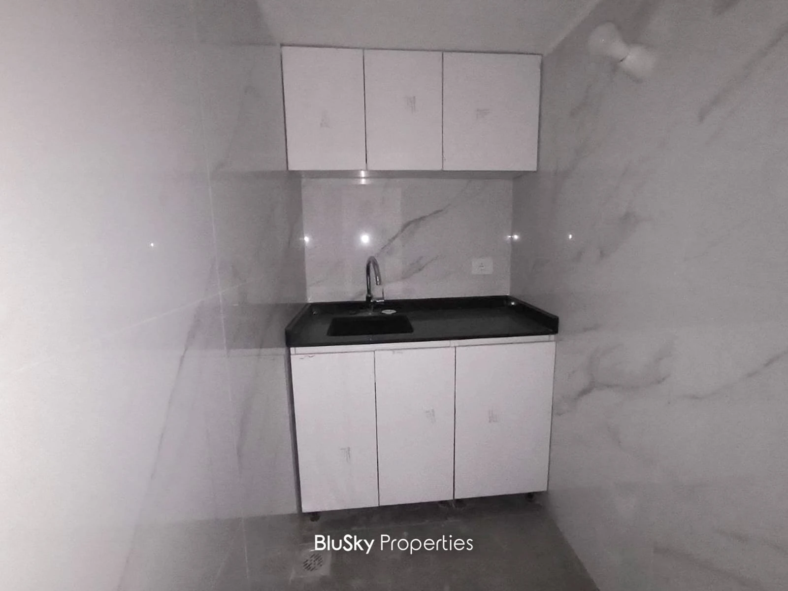 Office 70m² for Rent in Jal El Dib — الصورة 5