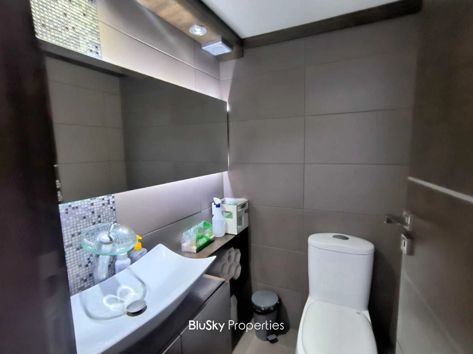 Office 80m² for Sale in Jal El Dib — photo 5