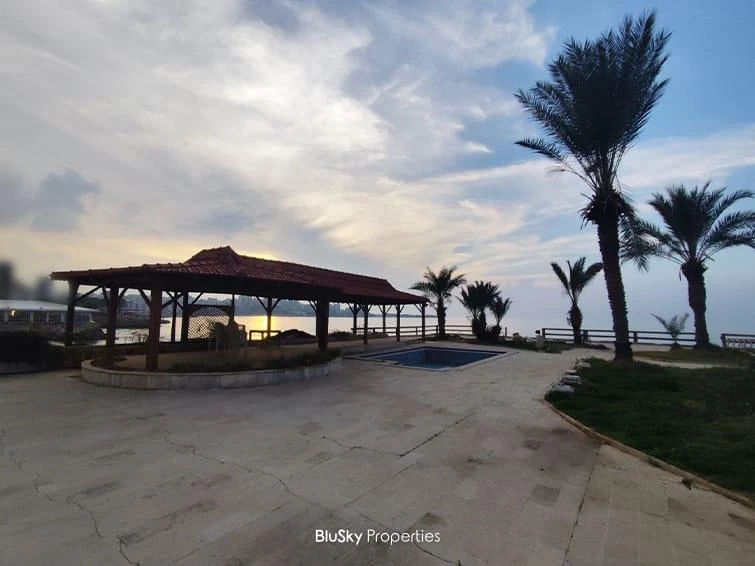 Hotel 4700m² for Sale in Jounieh — photo 2