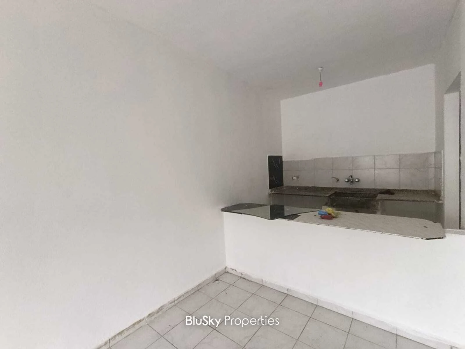 Chalet 60m² for Sale in Jounieh — photo 2