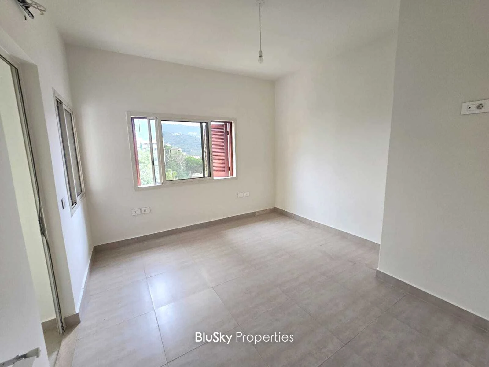 Apartment 140m² Balcony for Sale in Kahale — photo 2