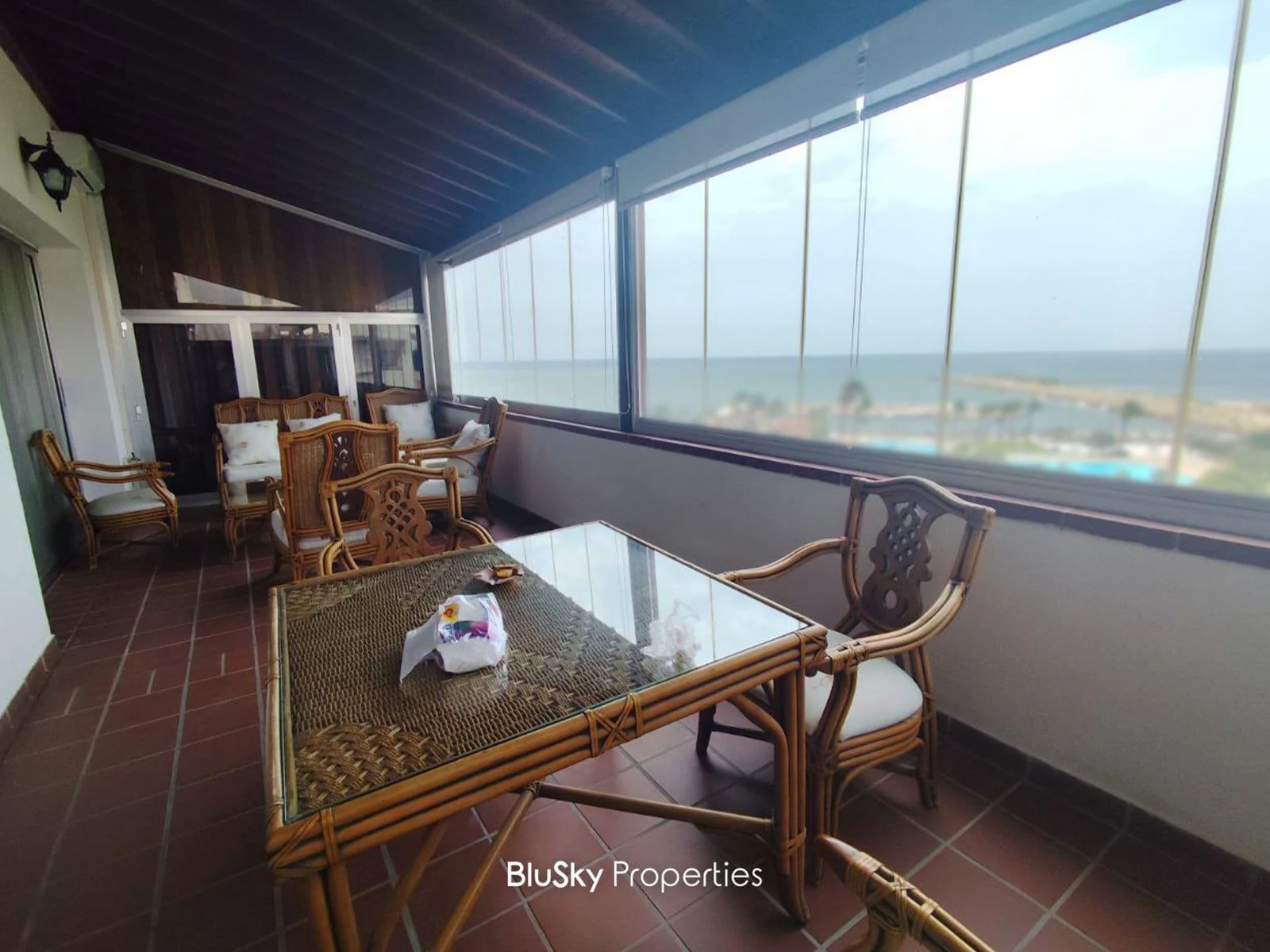 Chalet 100m² Balcony for Rent in Kaslik — الصورة 2