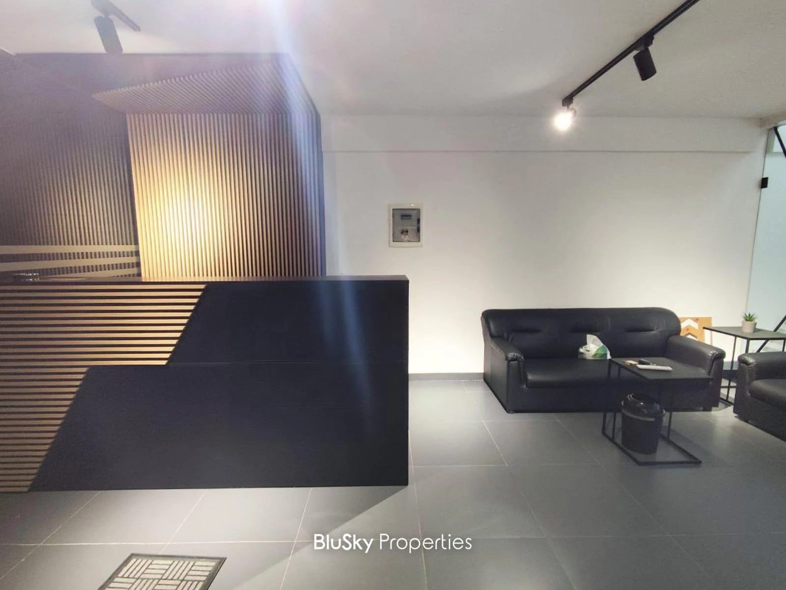 Office 100m² for Sale or Rent in Kaslik — الصورة 3