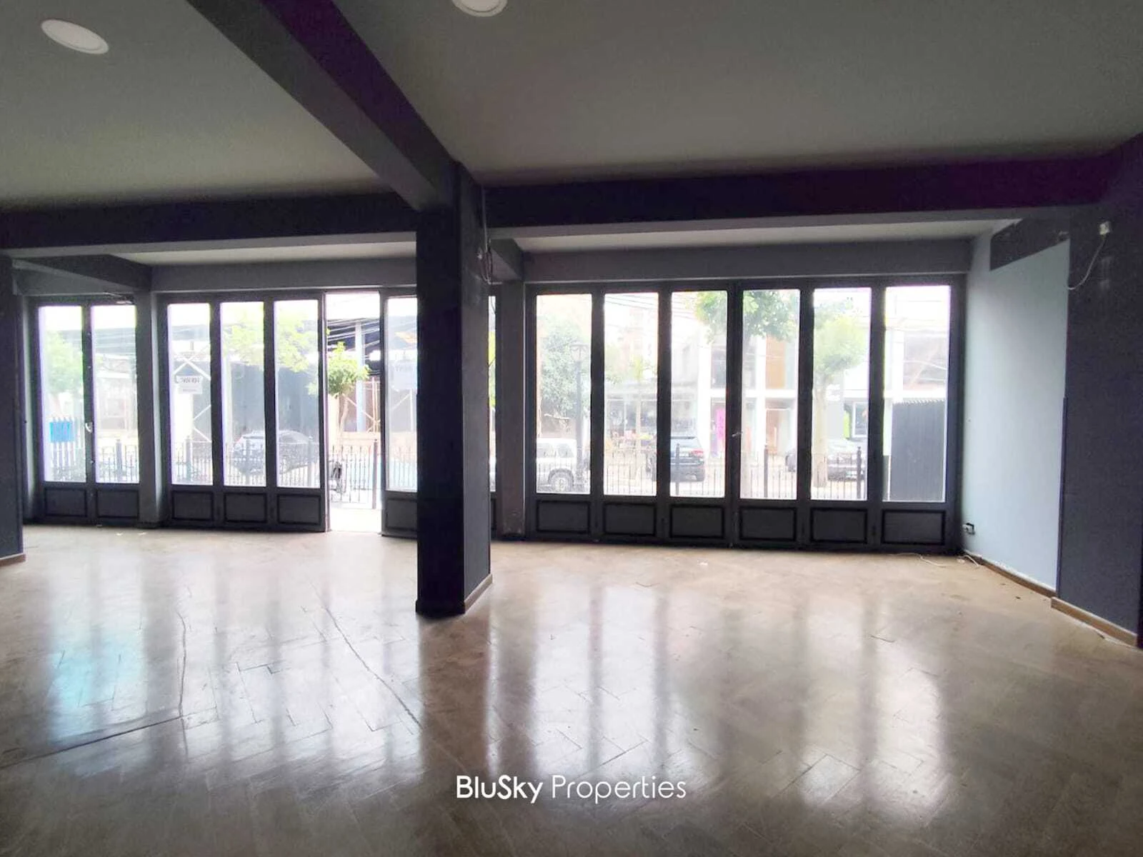 Shop 170m² for Rent in Kaslik — الصورة 4