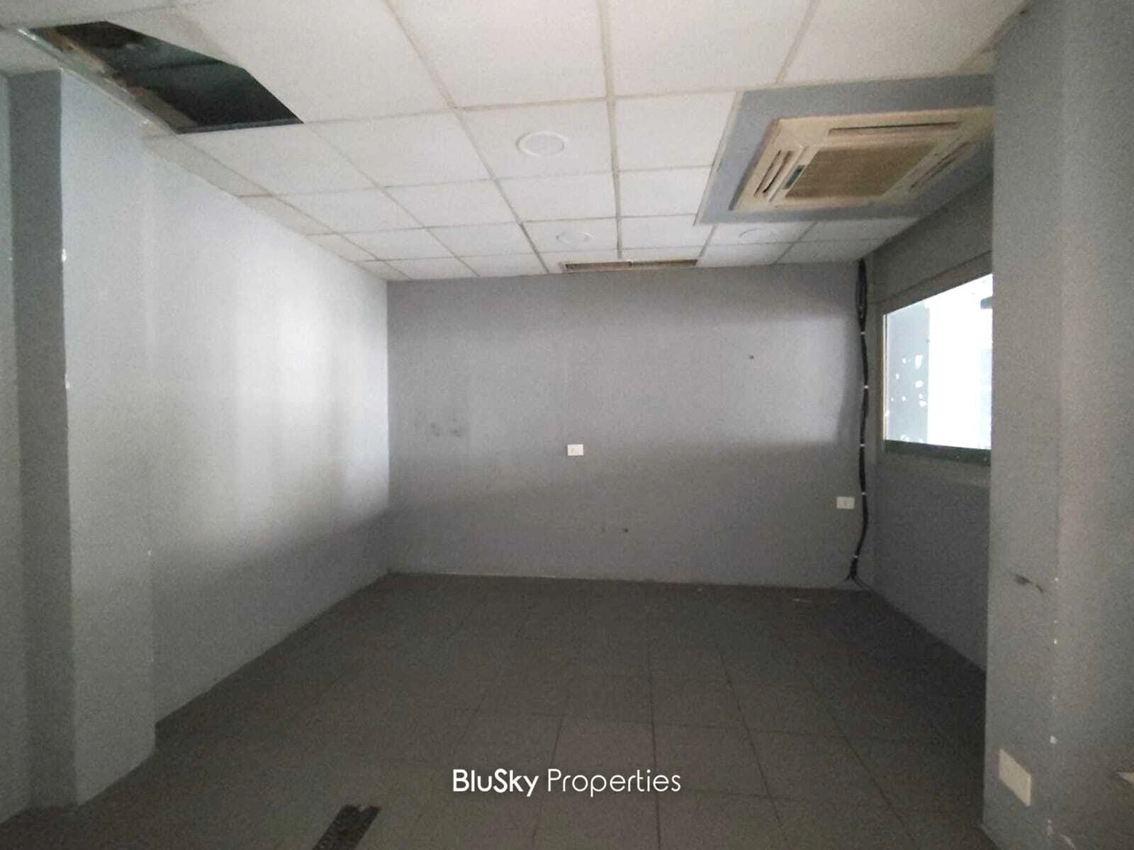 Shop 170m² for Rent in Kaslik — الصورة 5
