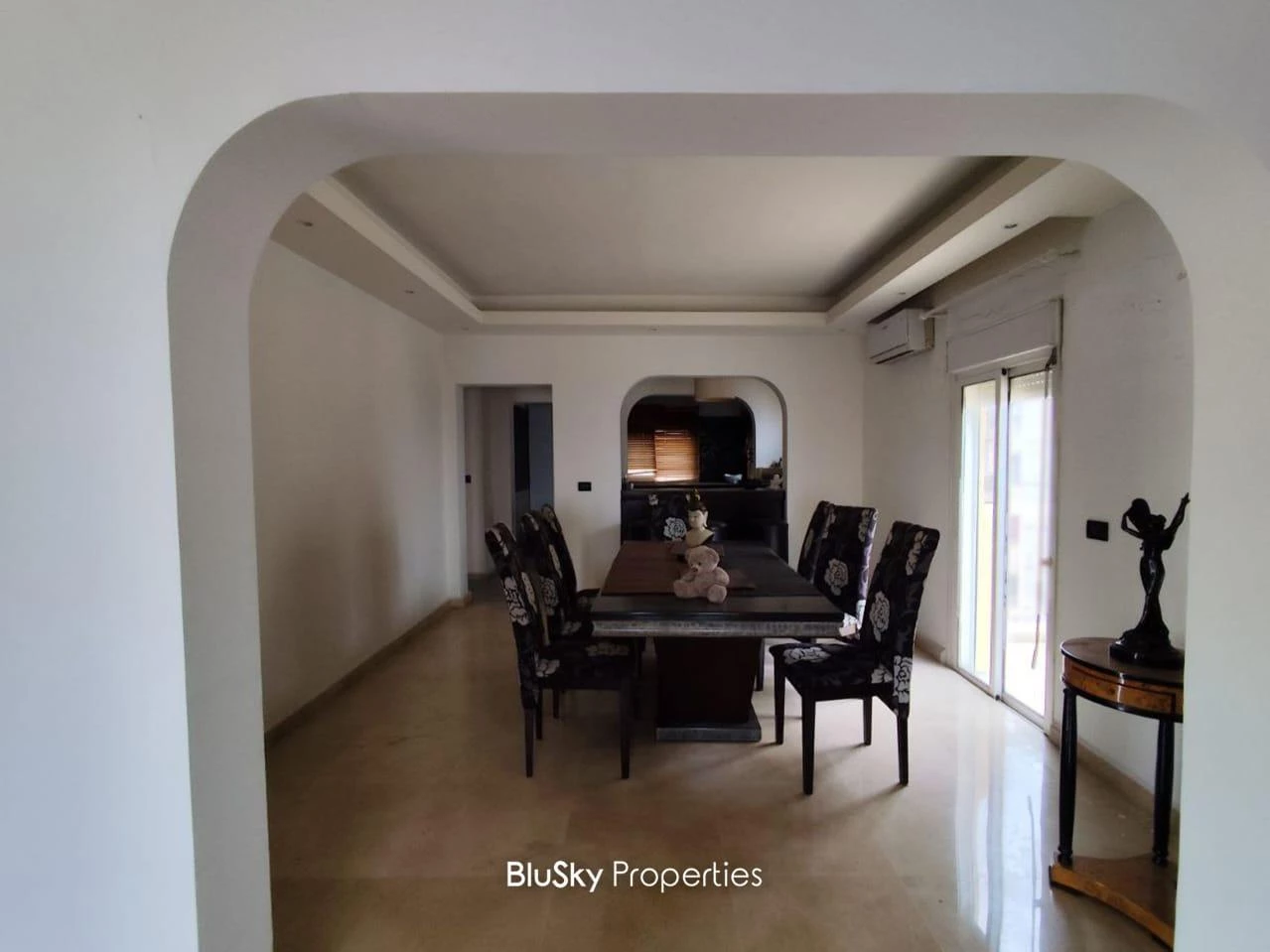 Apartment 220m² Terrace for Sale in Kaslik — photo 3
