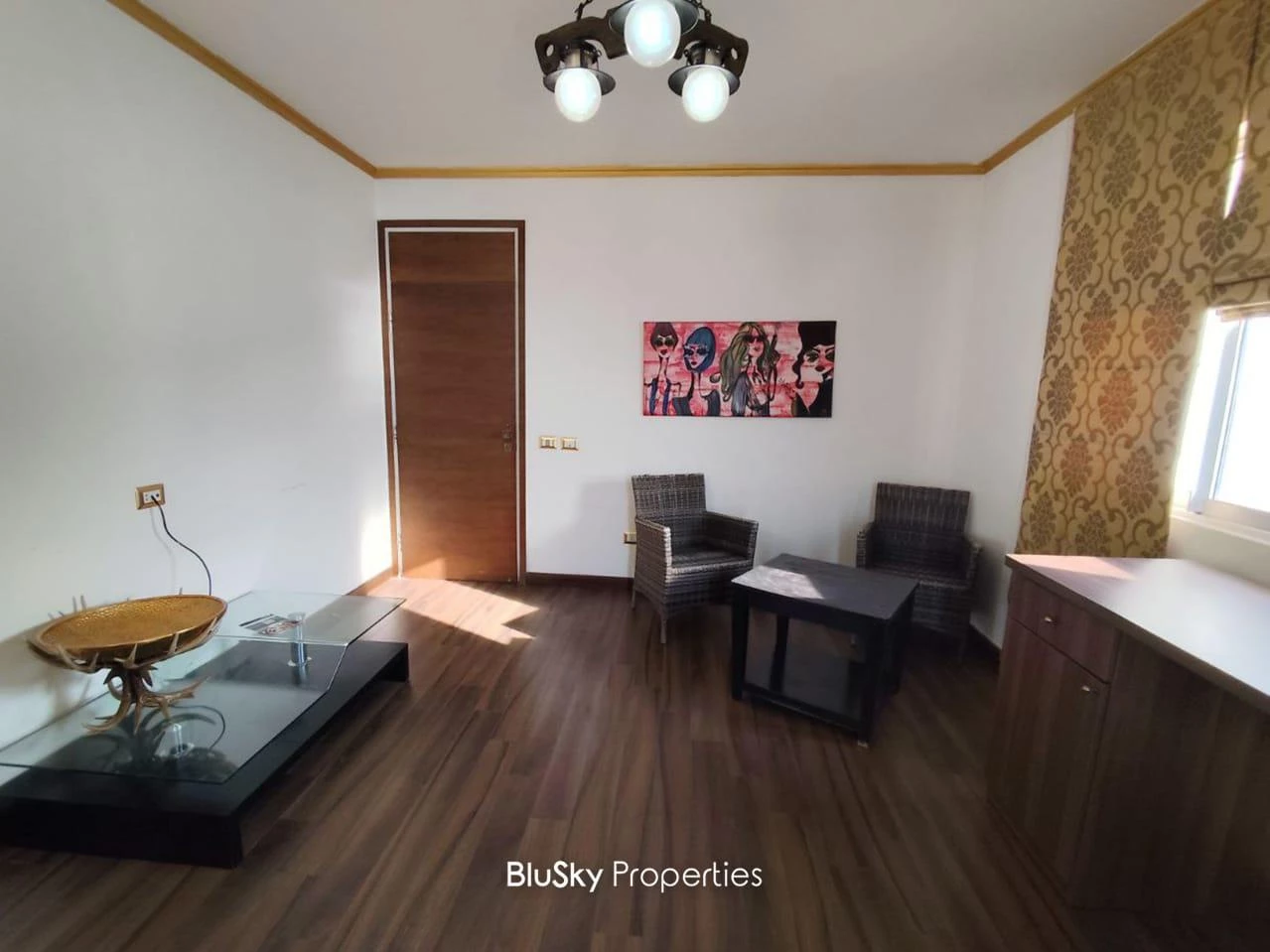 Chalet 250m² Terrace for Sale in Kaslik — photo 4