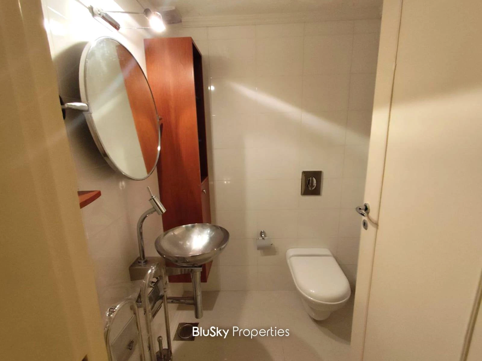 Apartment 270m² Sea View for Rent in Kaslik — الصورة 4