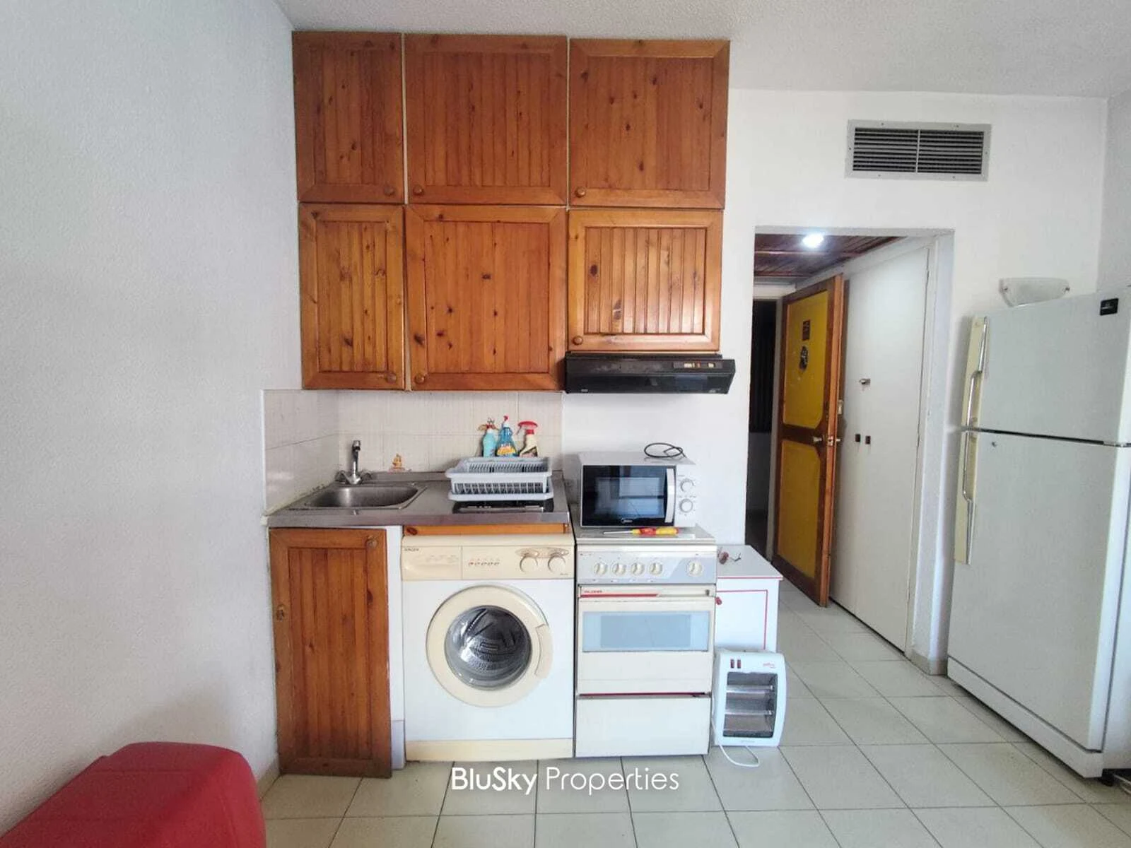 Chalet 32m² Mountain View for Rent in Kaslik — الصورة 3