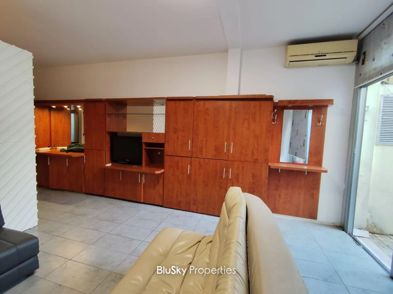 Chalet 40m² Sea View for Rent in Kaslik — الصورة 3