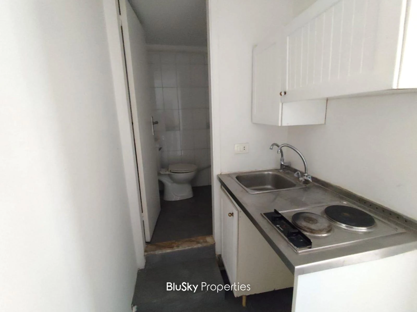 Shop 40m² for Rent in Kaslik — الصورة 3