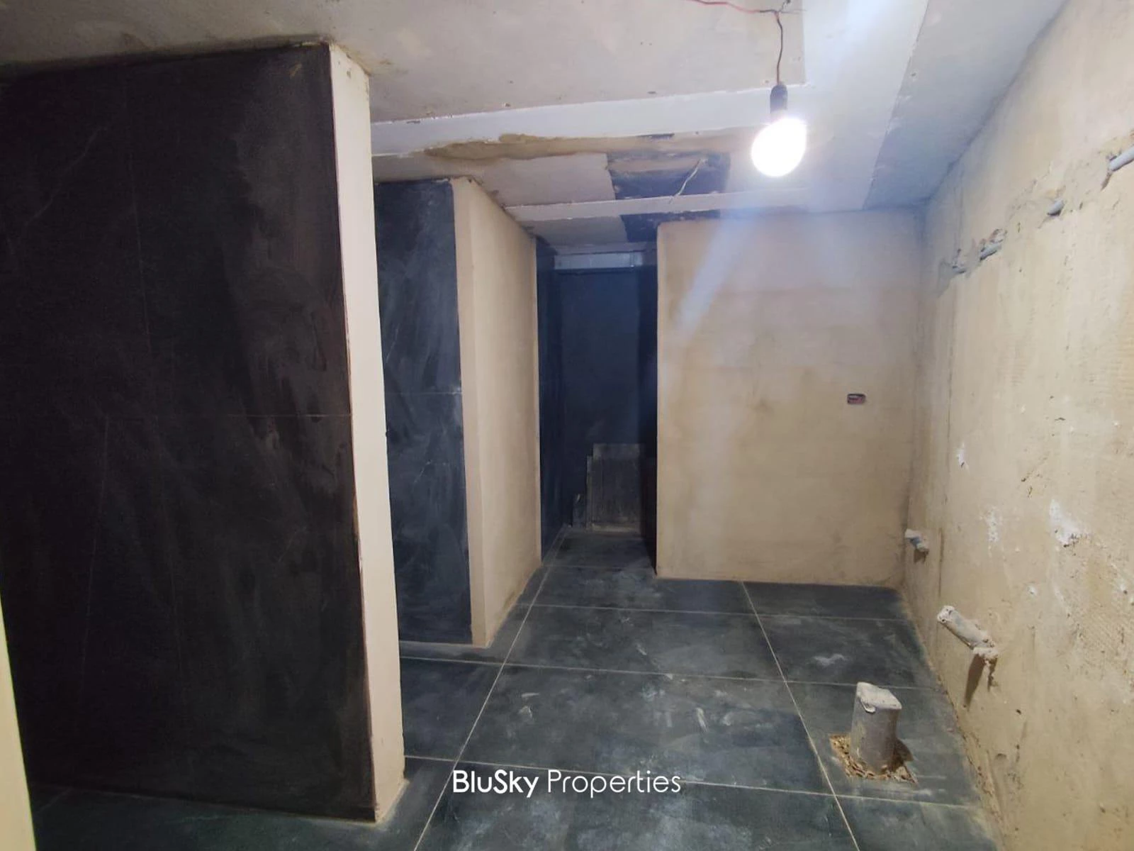 Shop 450m² for Rent in Kaslik — الصورة 2